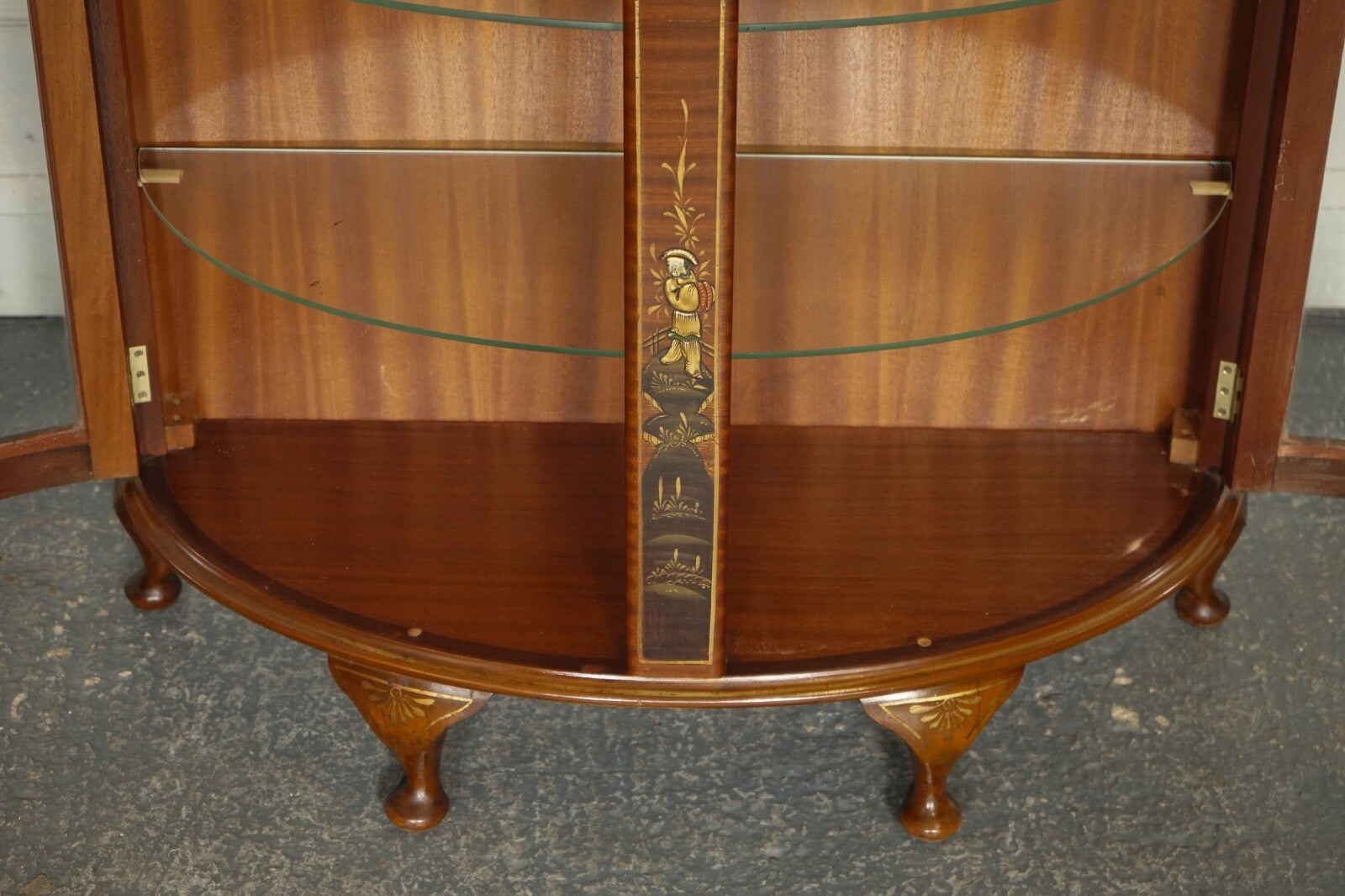 ORIENTAL CHINESE DWARF BOW FRONT DISPLAY CABINET WITH GLASS SHELVES