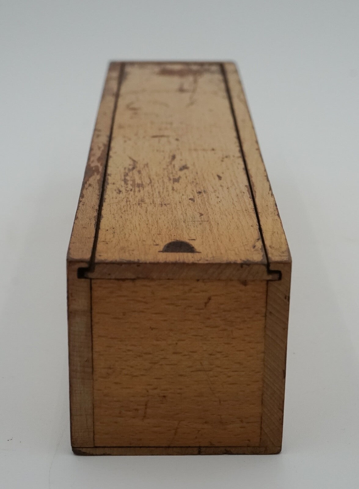 LATE 19TH CENTURY BOX OF TRADITIONAL GAME NINER DOMINOS WITH STUNNING PATINA