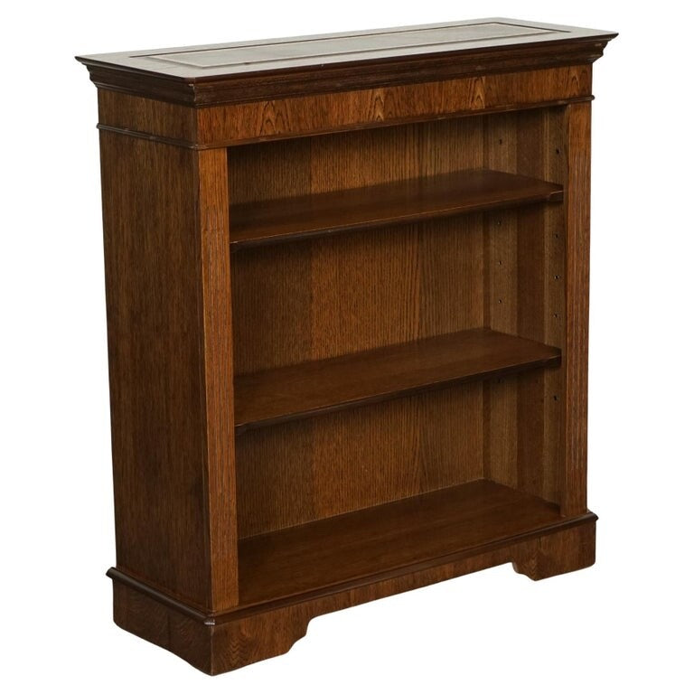 VINTAGE OAK OPEN BOOKCASE ADJUSTABLE SHELVES BROWN LEATHER TOP PART OF SUITE
