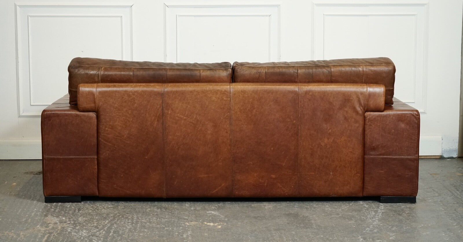 RETRO HALO TiMOTHY OULTON BROWN LEATHER SOFA