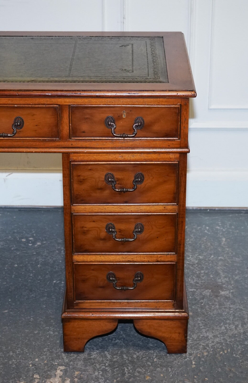 VINTAGE YEW WOOD TWIN PEDESTAL GREEN LEATHER TOP DESK