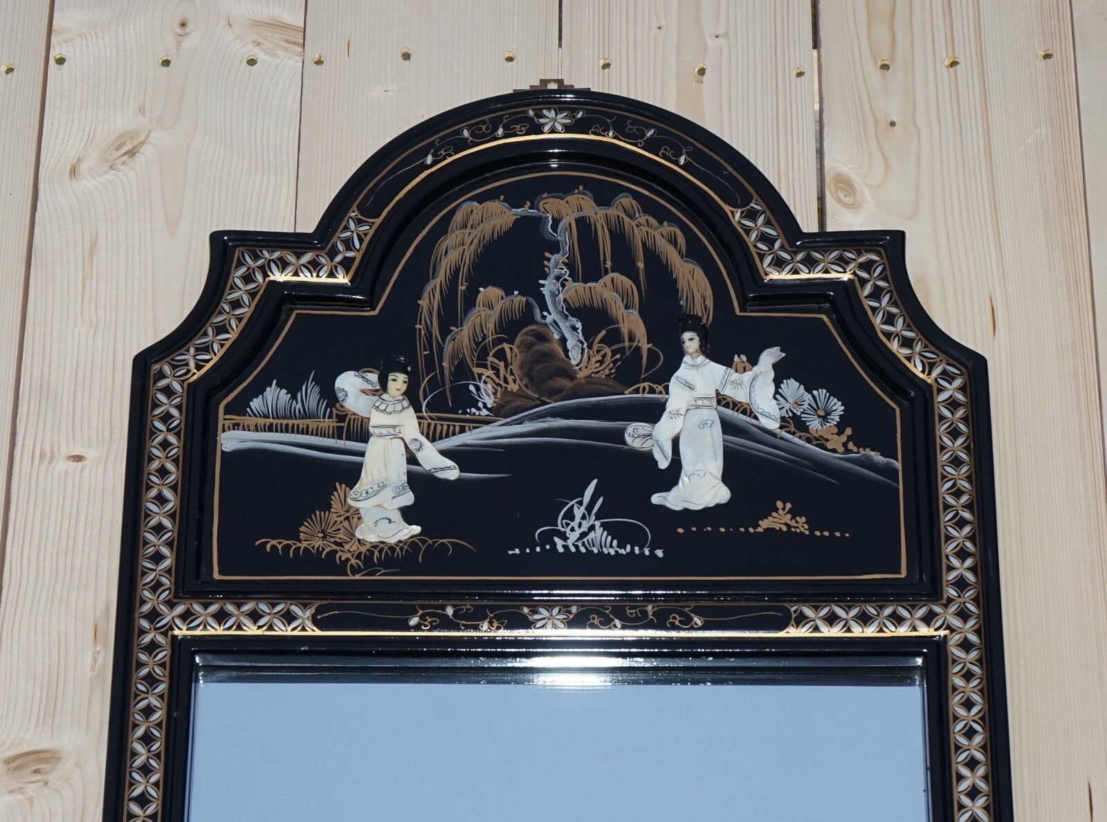 VINTAGE CHINESE ORIENTAL CHINOISERIE ORNATE LACQUERED WALL MIRROR