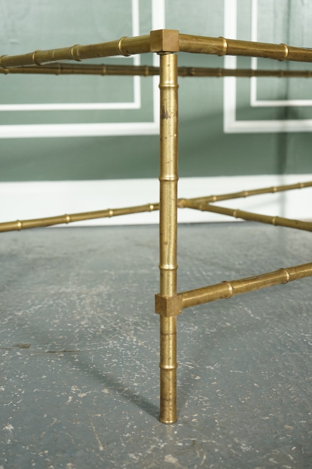 HOLLYWOOD REGENCY GOLDEN BAMBOO COFFEE TABLE SET WITH 2 SIDE TABLES ON CASTORS