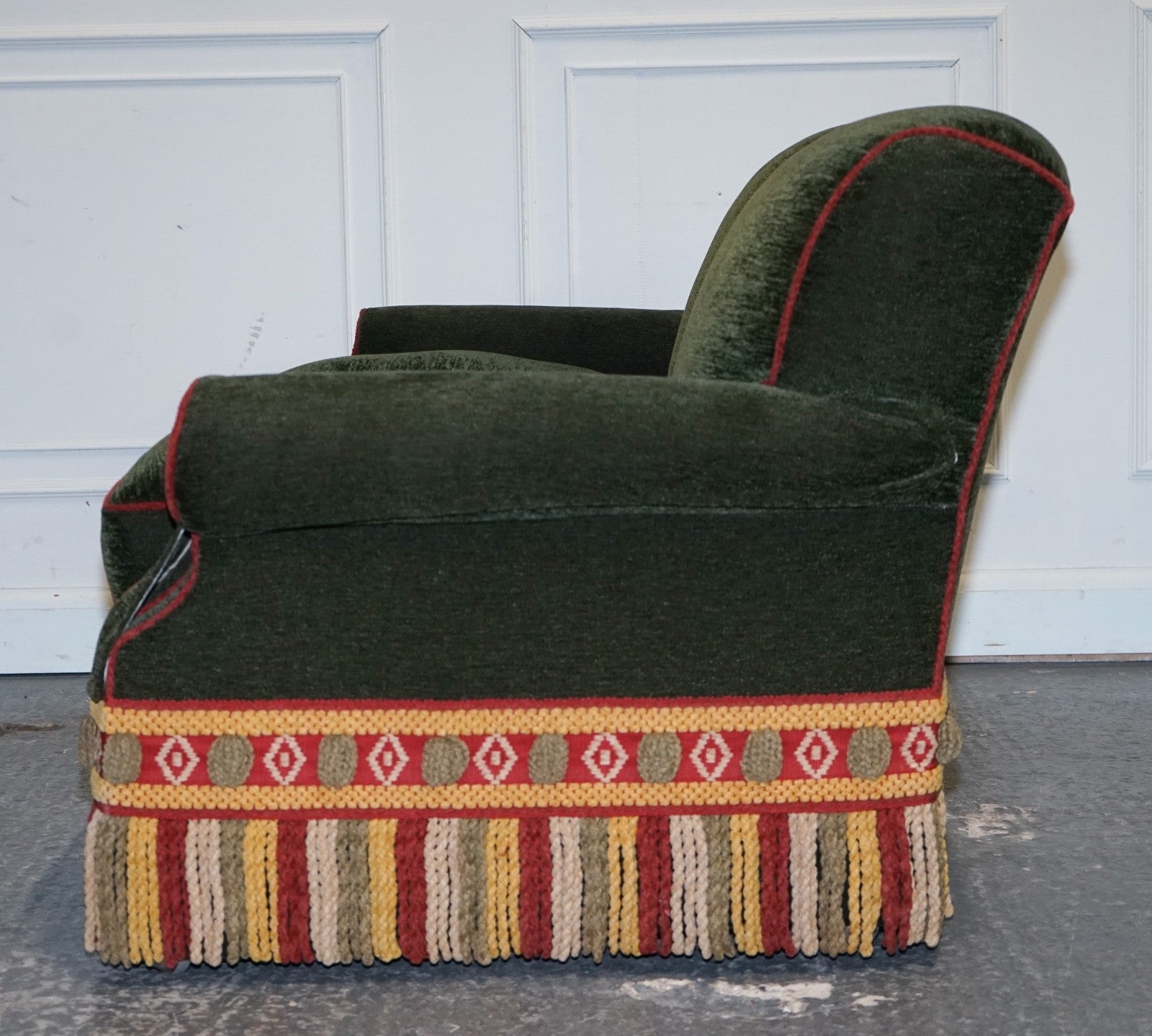 PETER DUDGEON BRITISH HANDMADE GREEN FABRIC HOWARD STYLE 2 SEATER SOFA RRP£10000