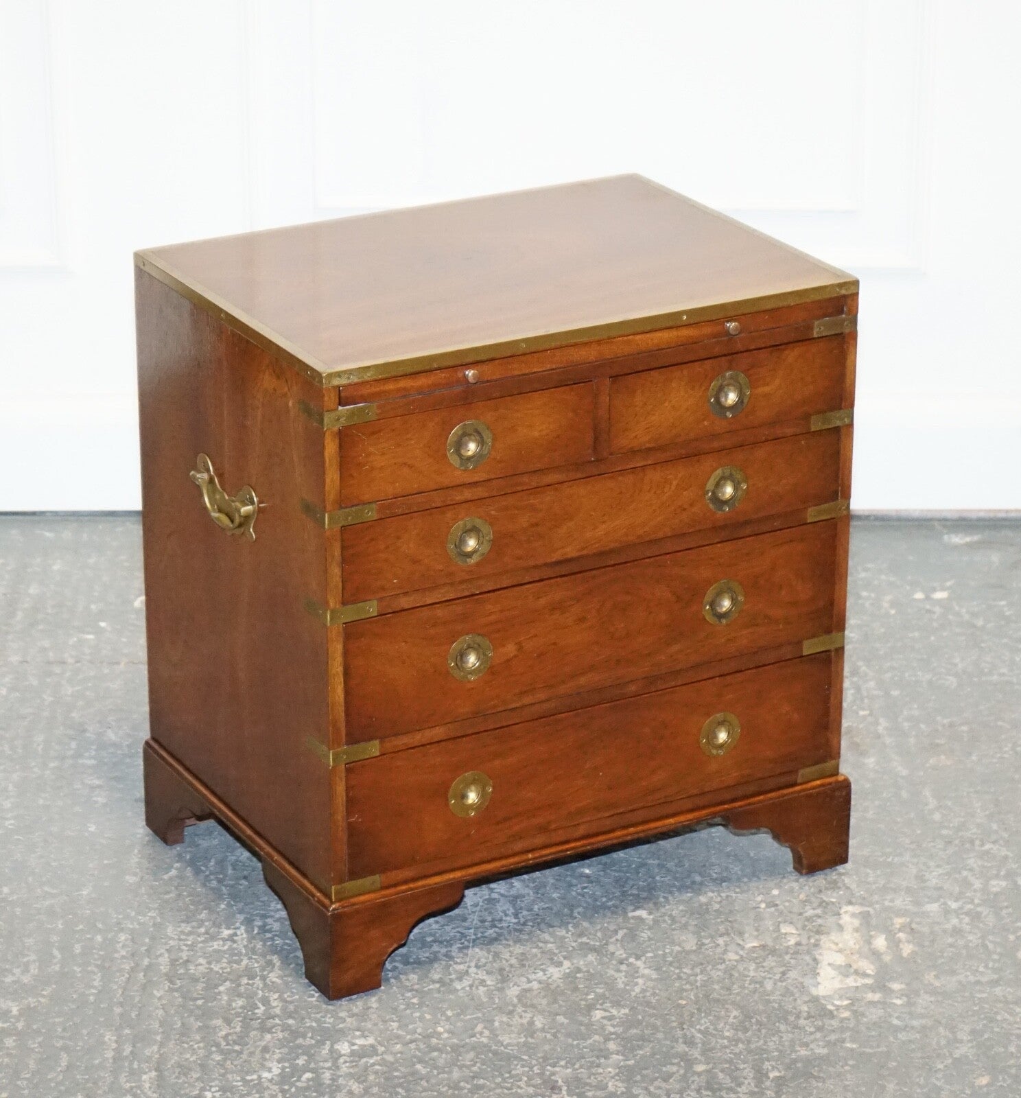 MILITARY CAMPAIGN SMALL CHEST OF DRAWERS SIDE TABLE WITH LEATHER SLIDE OUT TRAY