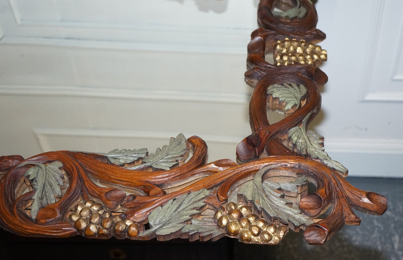 VINTAGE BLACK FORREST STYLE HEAVILY CARVED WOODEN WALL MIRROR VERY DECORATIVE