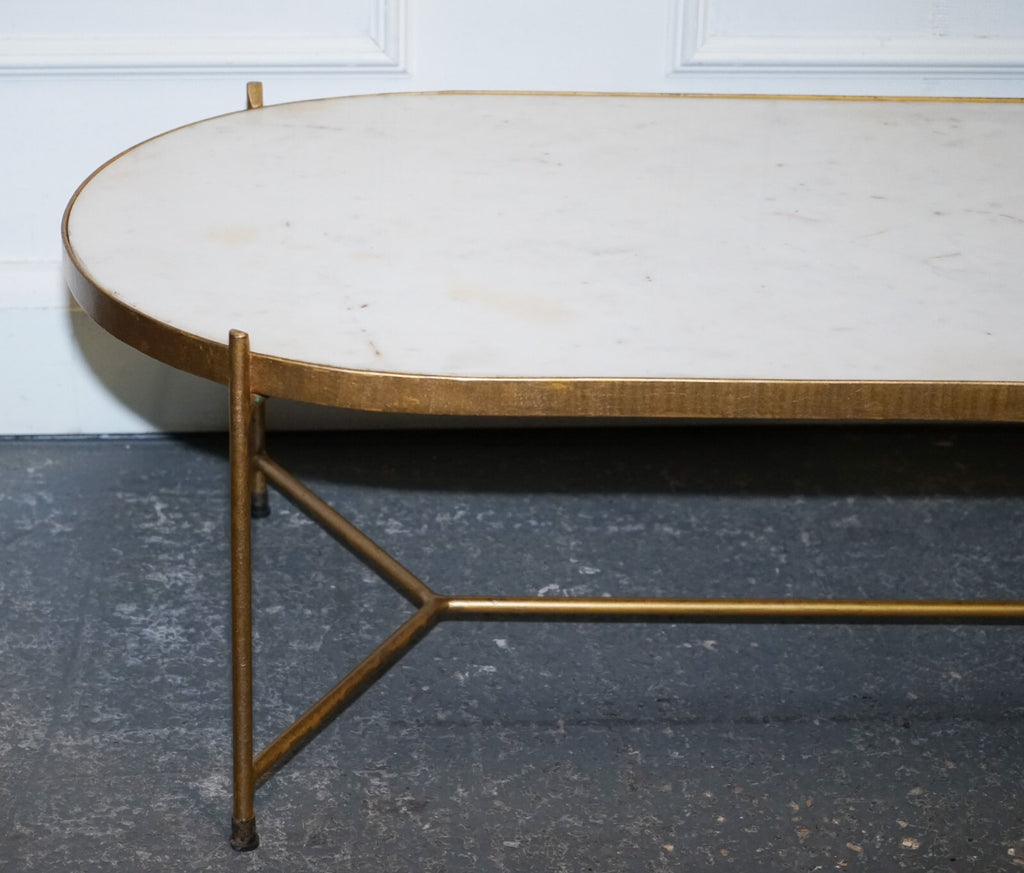CONTEMPORARY ITALIAN TWO TONE MARBLE & LIMESTONE COFFEE TABLE ON METAL GOLD LEGS