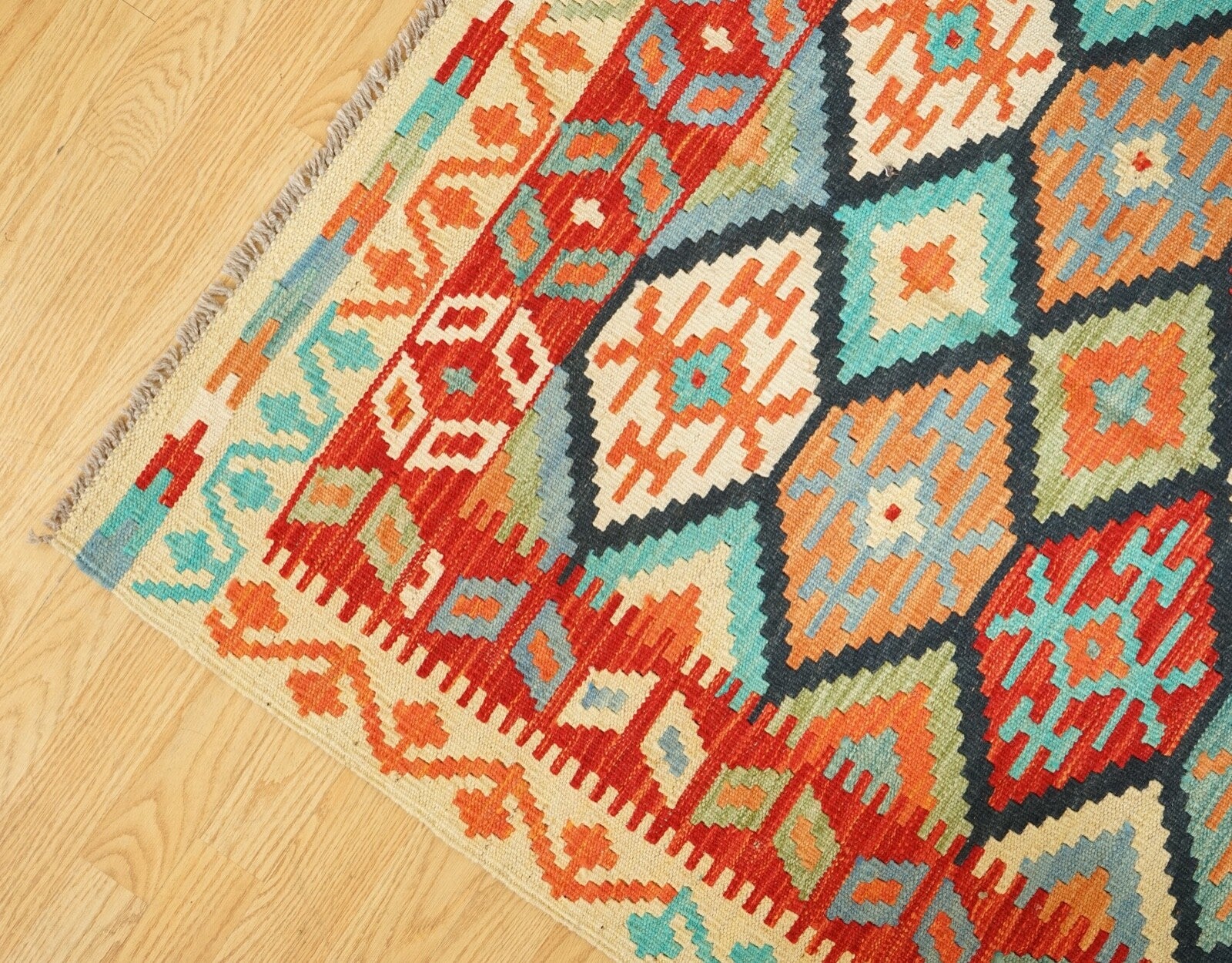 LOVELY VINTAGE GEOMETRIC KILIM AZTEC RUG