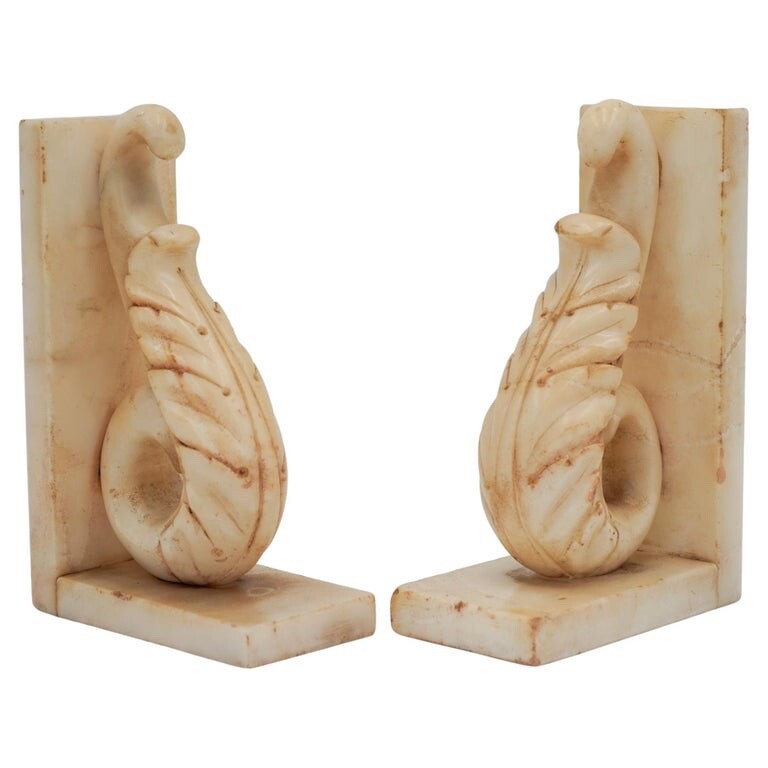 VINTAGE ITALIAN HAND CARVED ALABASTER DECORATIVE BOOK ENDS CIRCA 1960