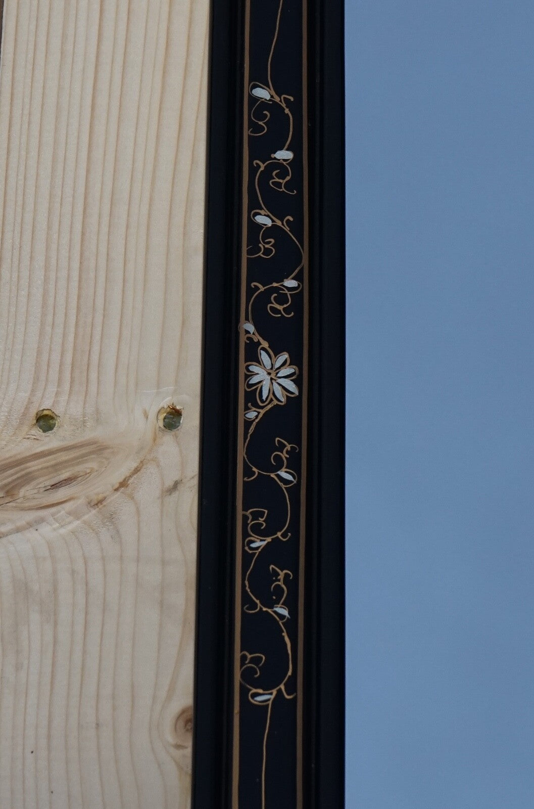 VINTAGE CHINESE ORIENTAL CHINOISERIE ORNATE LACQUERED WALL MIRROR