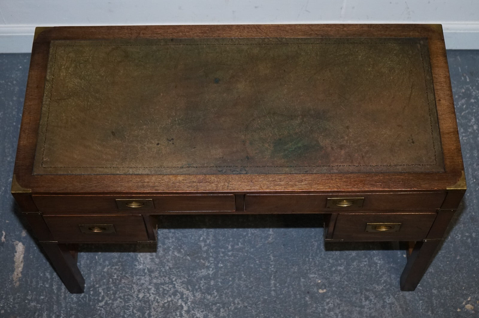 VINTAGE HARRODS LONDON KENNEDY MILITARY CAMPAIGN LEATHER TOP WRITING TABLE DESK