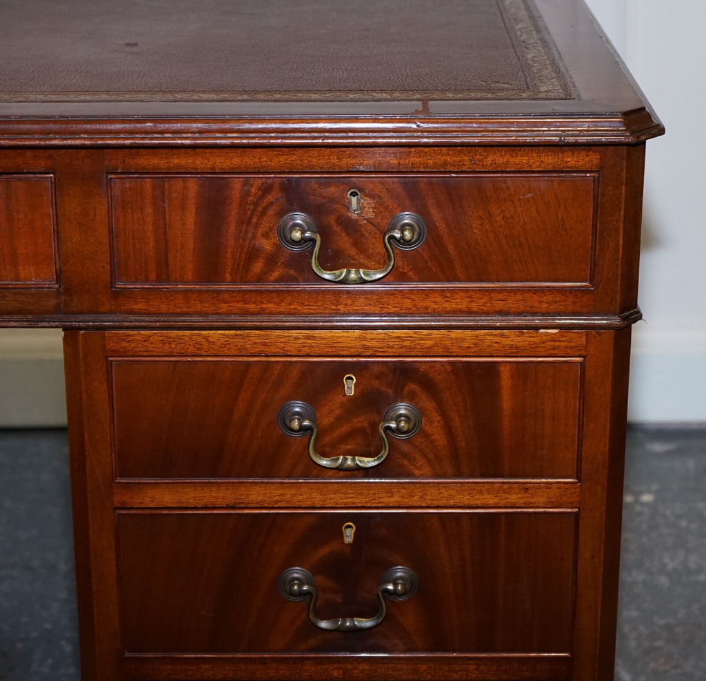 RARE GLOBE WERNICKE BURGUNDY EMBOSSED LEATHER TOP TWIN PEDESTAL DESK