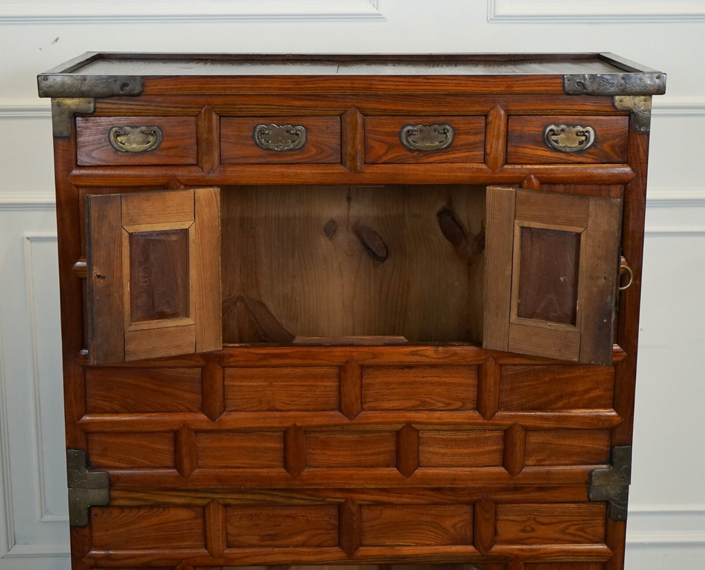 LATE 19TH CENTRY KOREAN ICH'UNG BUTTERFLY WEDDING CABINET CHEST BRASS FITINGS J1