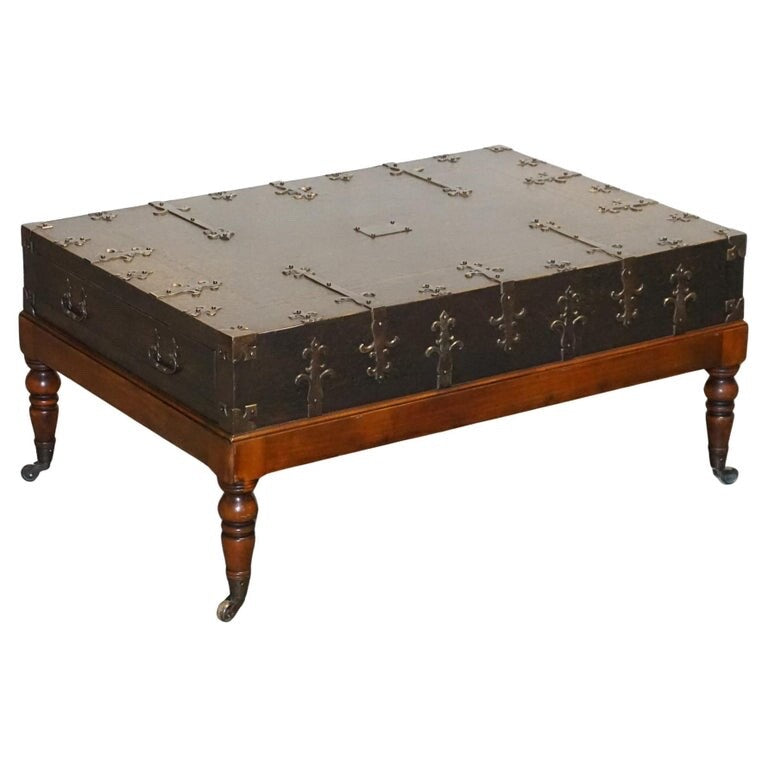 THEODORE ALEXANDER EXQUISITE LARGE COFFEE TABLE DRAWERS ON BOTH SIDES