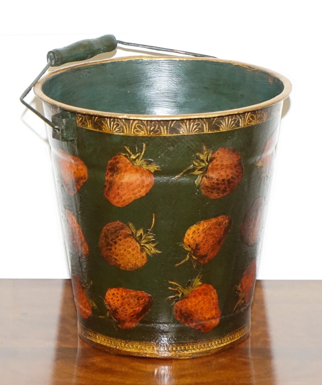 VINTAGE METAL TRADITIONAL DECOUPAGE BIN OR PLANTER BUCKET STRAWBERRY DECORATIONS