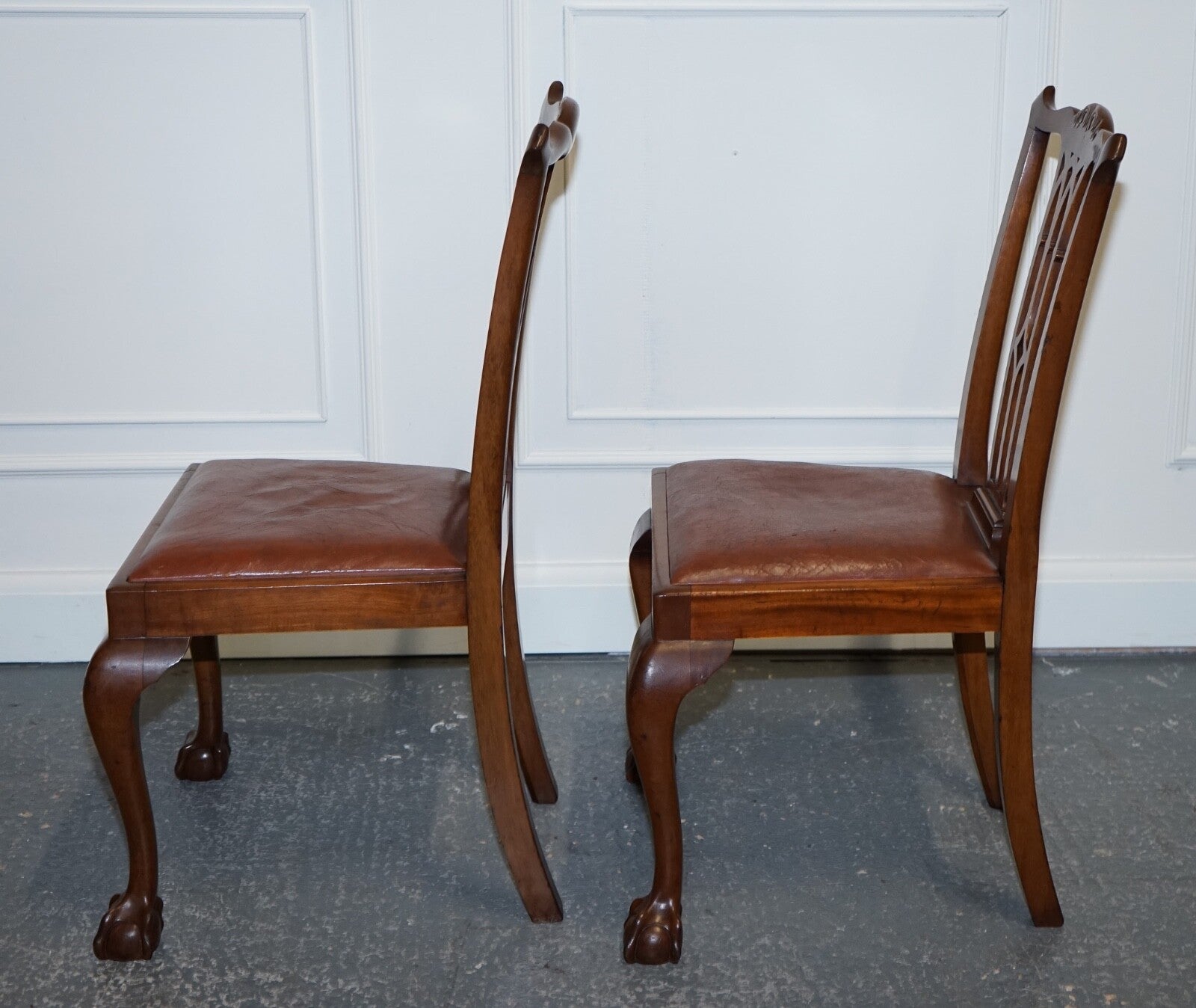 CHIPPENDALE STYLE 5 DINING CHAIRS WITH LEATHER SEATS PERFECT FOR ROUND TABLE