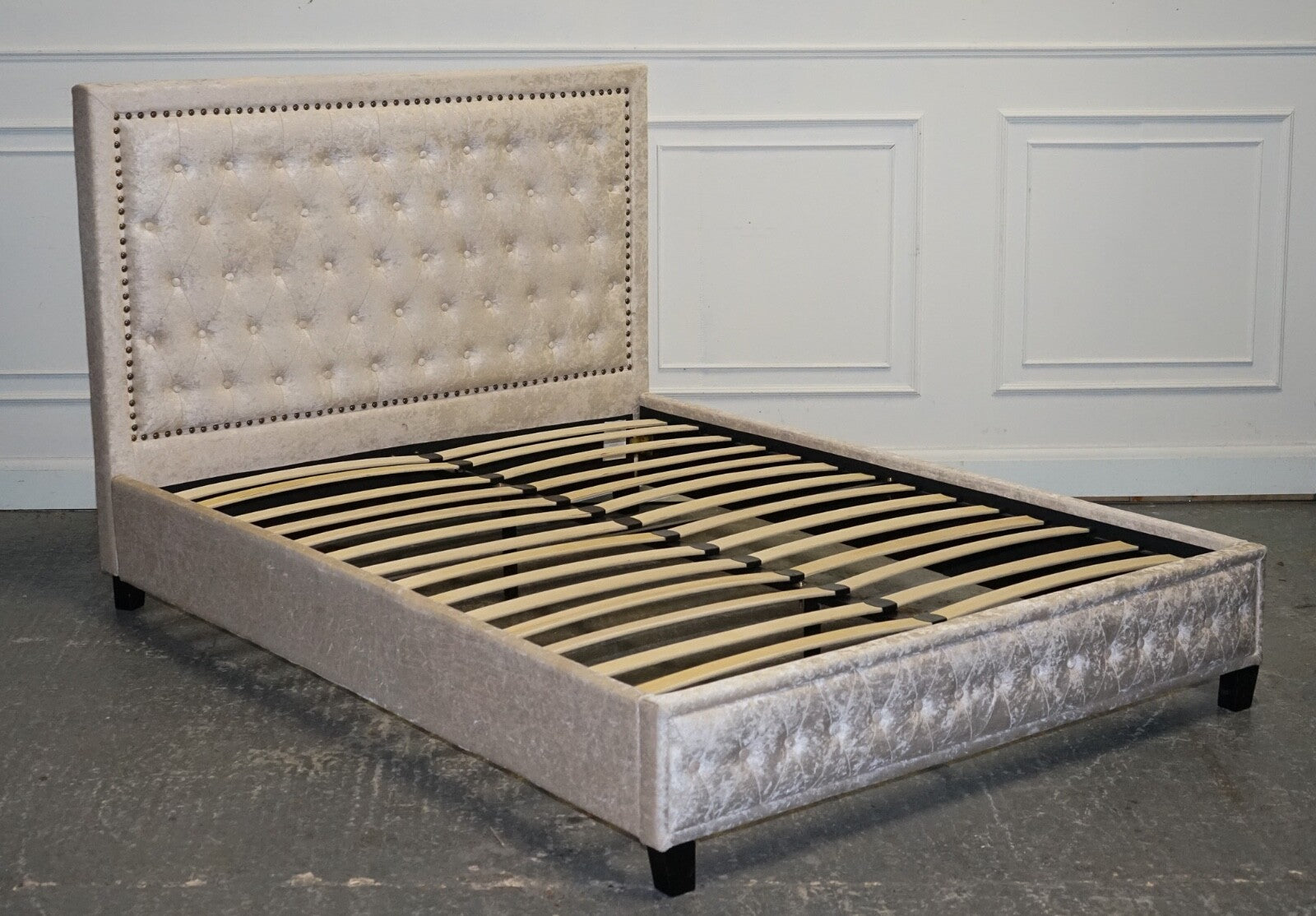 BEAUTIFUL BABY PINK VELVET DOUBLE BED FRAME