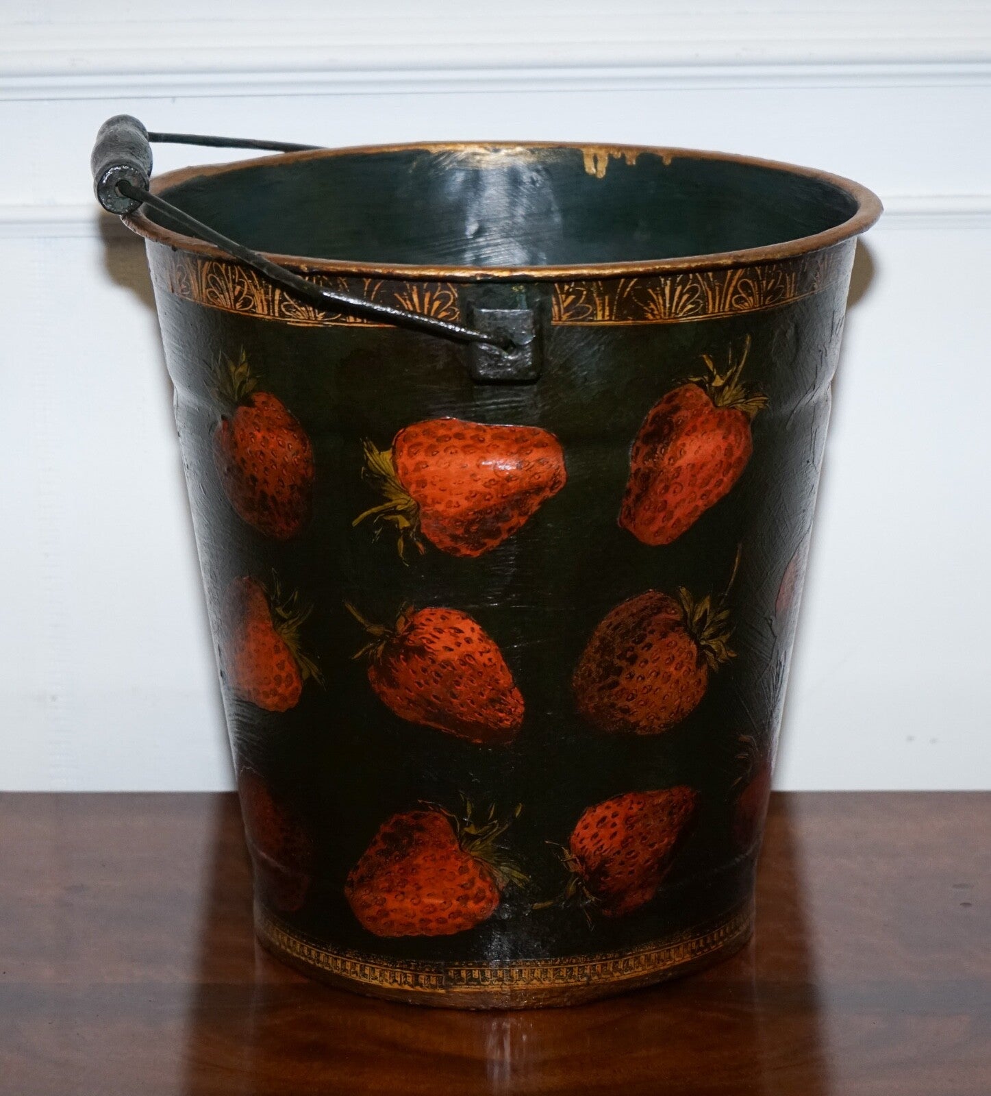 VINTAGE METAL TRADITIONAL DECOUPAGE BIN OR PLANTER BUCKET STRAWBERRY DECORATIONS