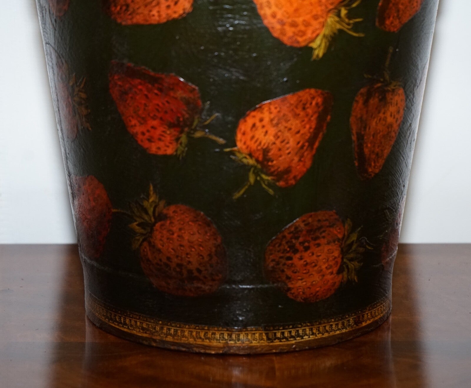 VINTAGE METAL TRADITIONAL DECOUPAGE BIN OR PLANTER BUCKET STRAWBERRY DECORATIONS