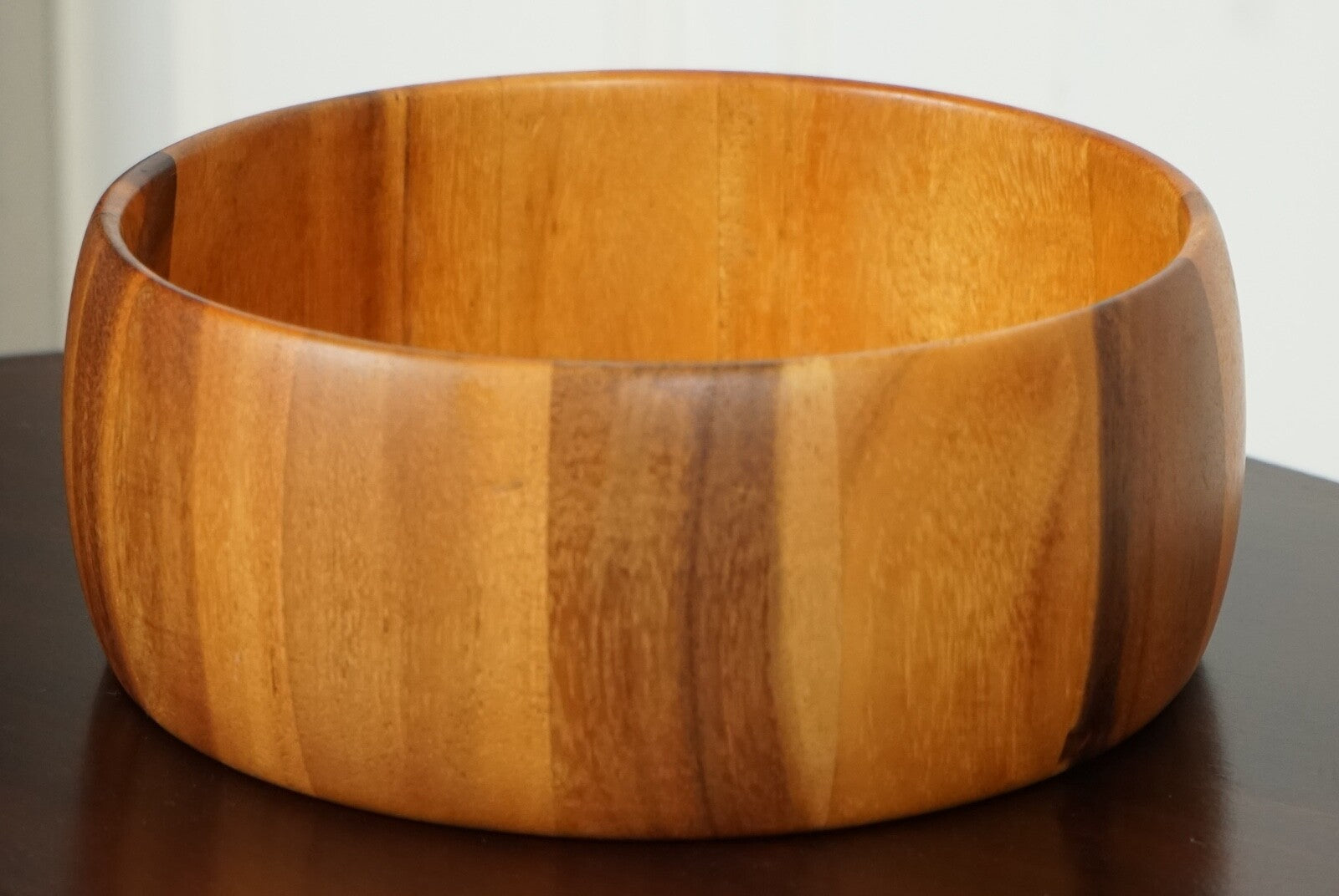 ACACIA CURVE FRUIT OR SALAD BOWL