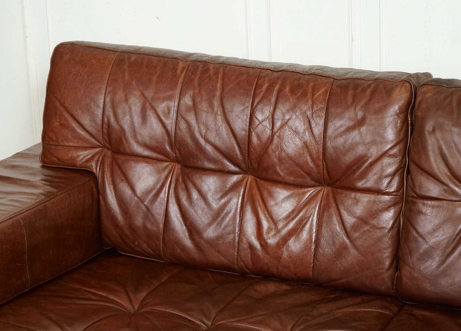 RETRO HALO TiMOTHY OULTON BROWN LEATHER SOFA