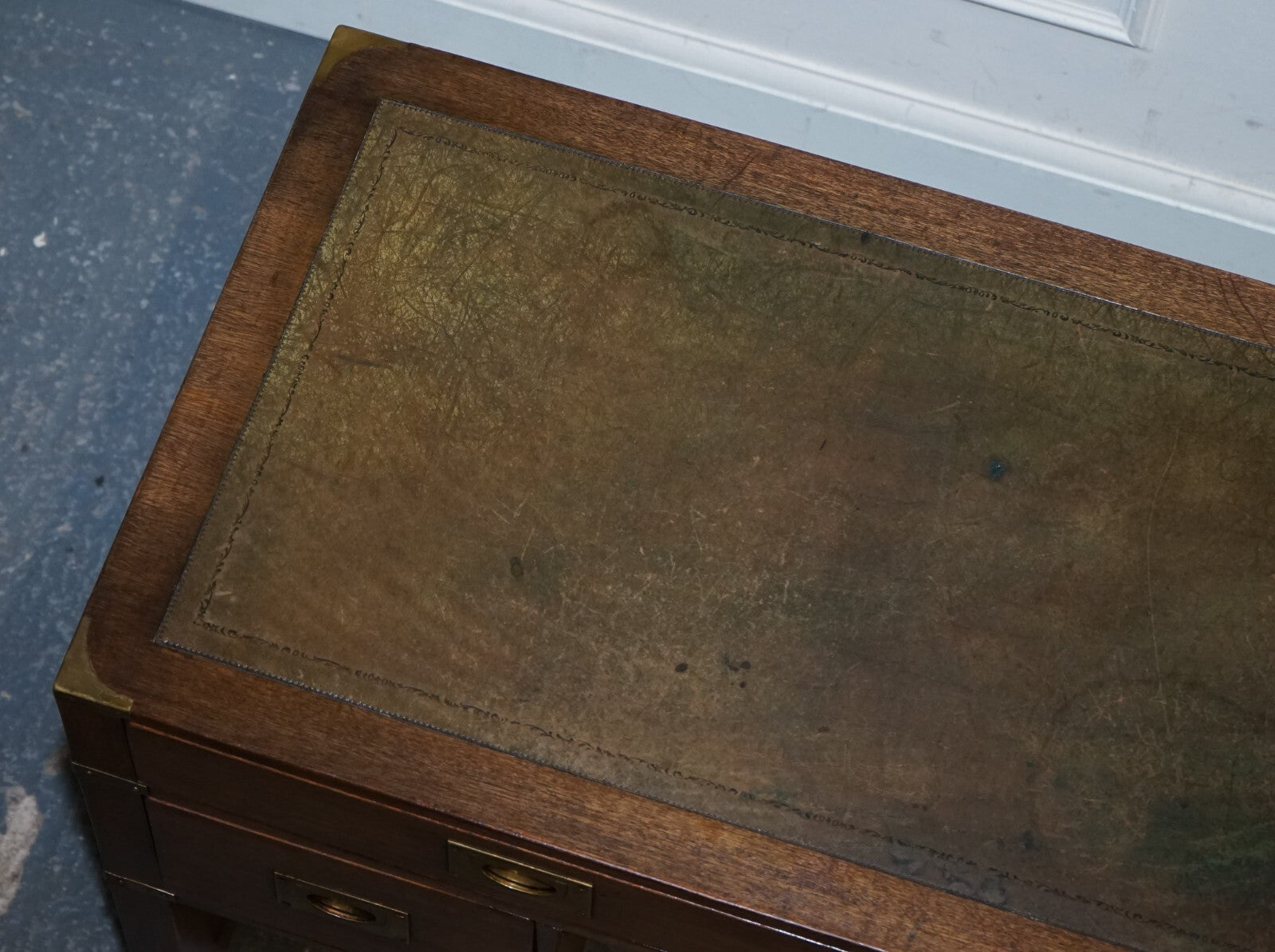 VINTAGE HARRODS LONDON KENNEDY MILITARY CAMPAIGN LEATHER TOP WRITING TABLE DESK