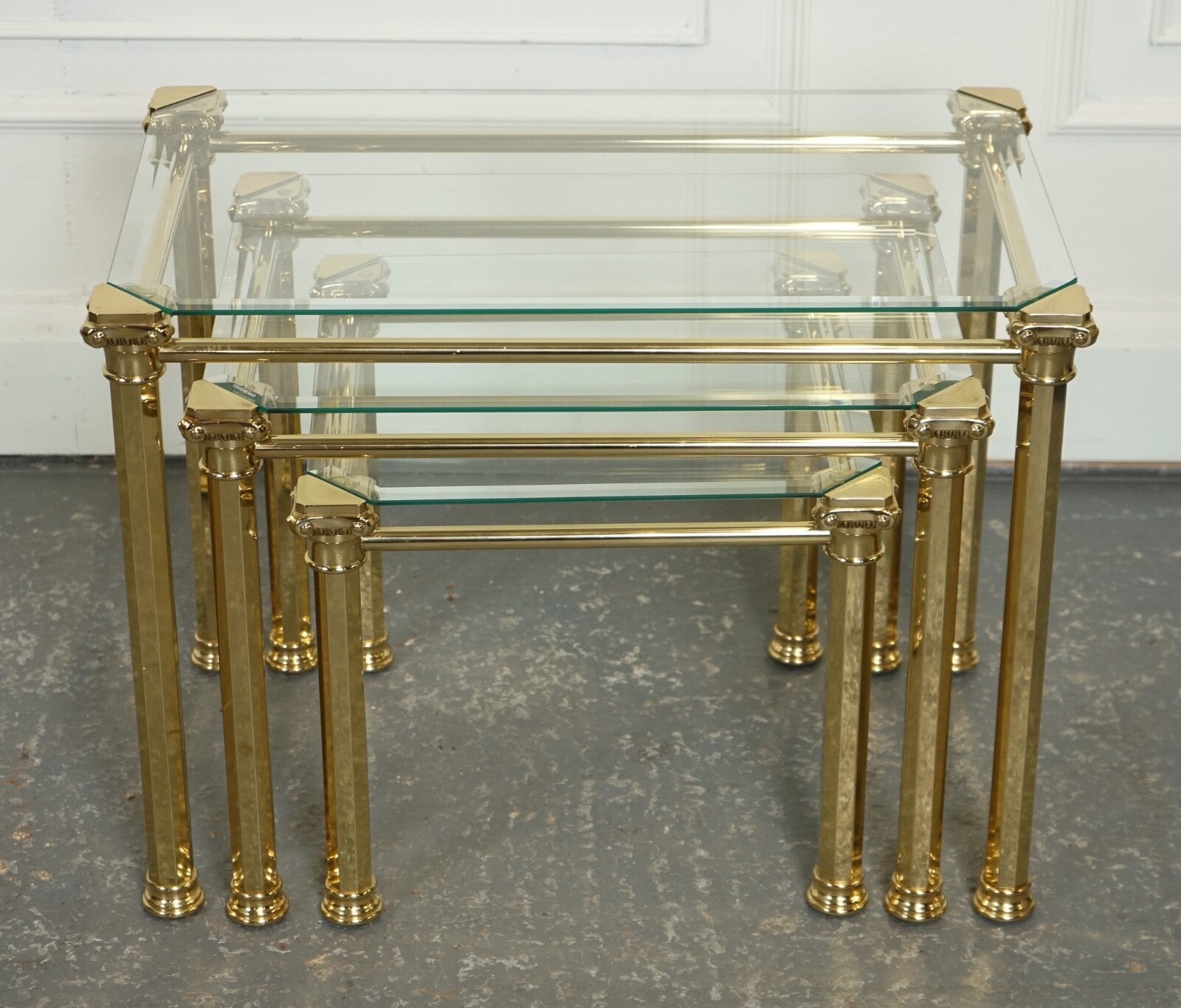 SET OF 1970'S HOLLYWOOD REGENCY GOLDEN BRASS GLASS NEST OF TABLES SIDE TABLE  J1