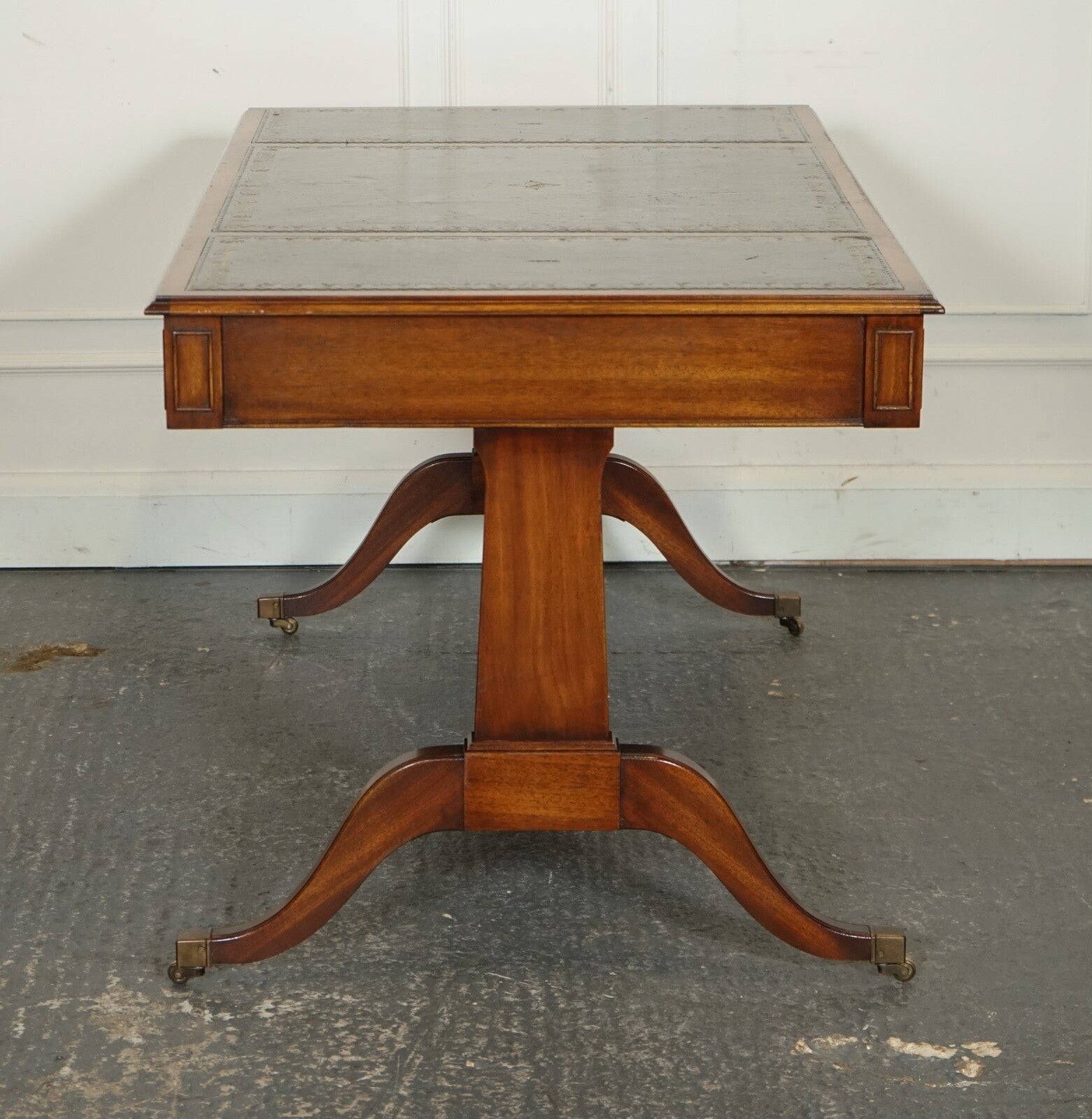 BEVAN FUNNEL REGENCY STYLE TWO DRAWERS WRITING OFFICE DESK TABLE GREEN LEATHER