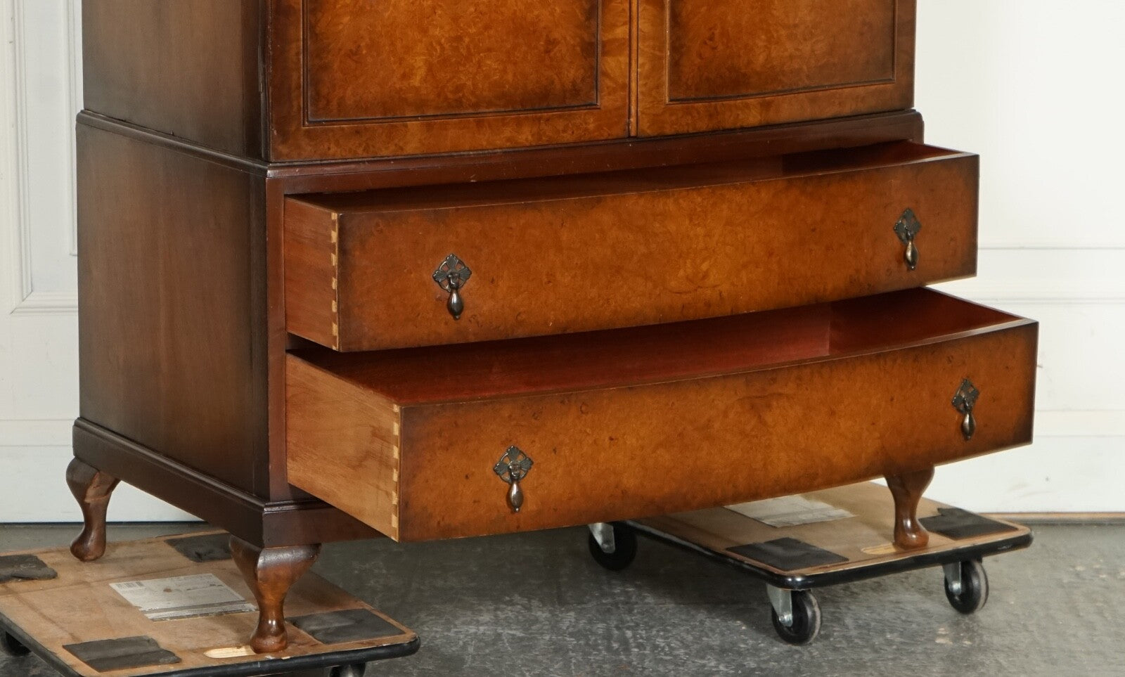 ViNTAGE ART DECO WARDROBE MADE BY MAPLE & CO TWO LARGE DRAWERS QUEEN ANNE LEGS