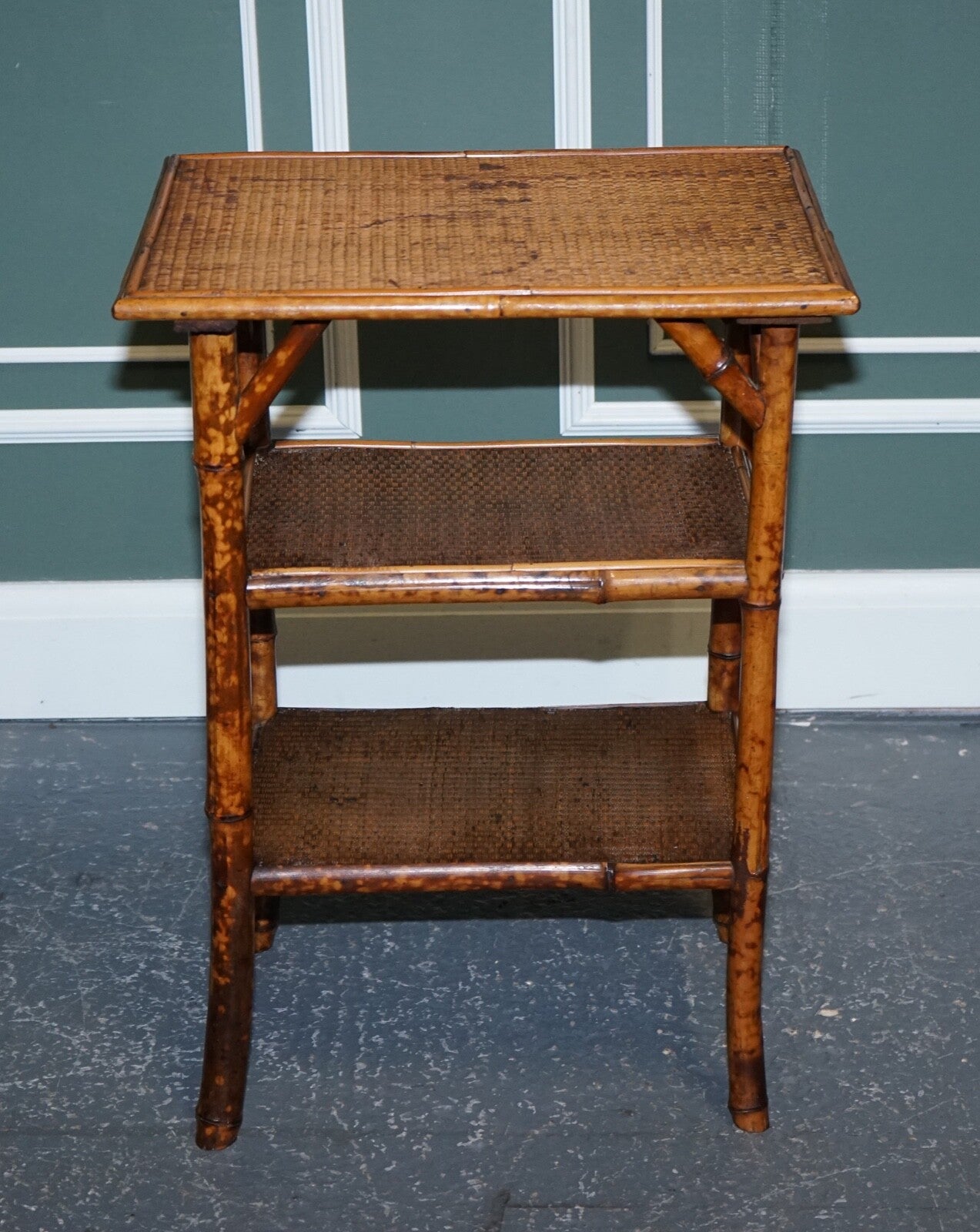 ANTIQUE ENGLISH BURNT BAMBOO THREE TIER SIDE END LAMP TABLE
