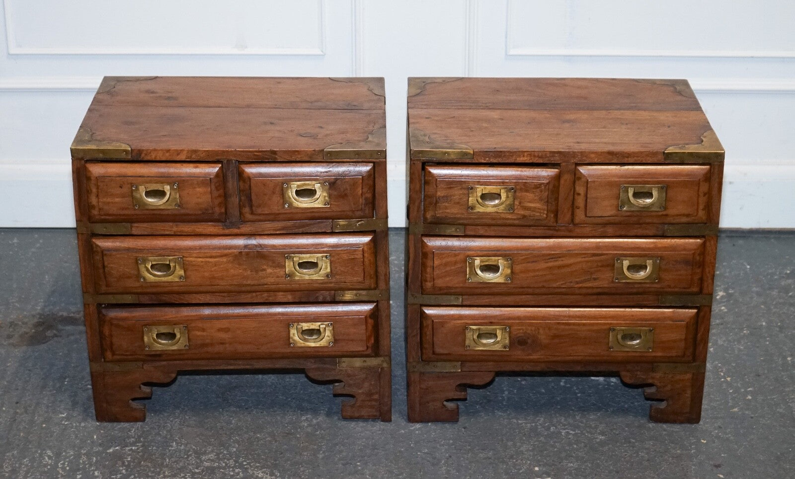 PAIR VINTAGE MILITARY CAMPAIGN BEDSIDE TABLES NIGHTSTANDS
