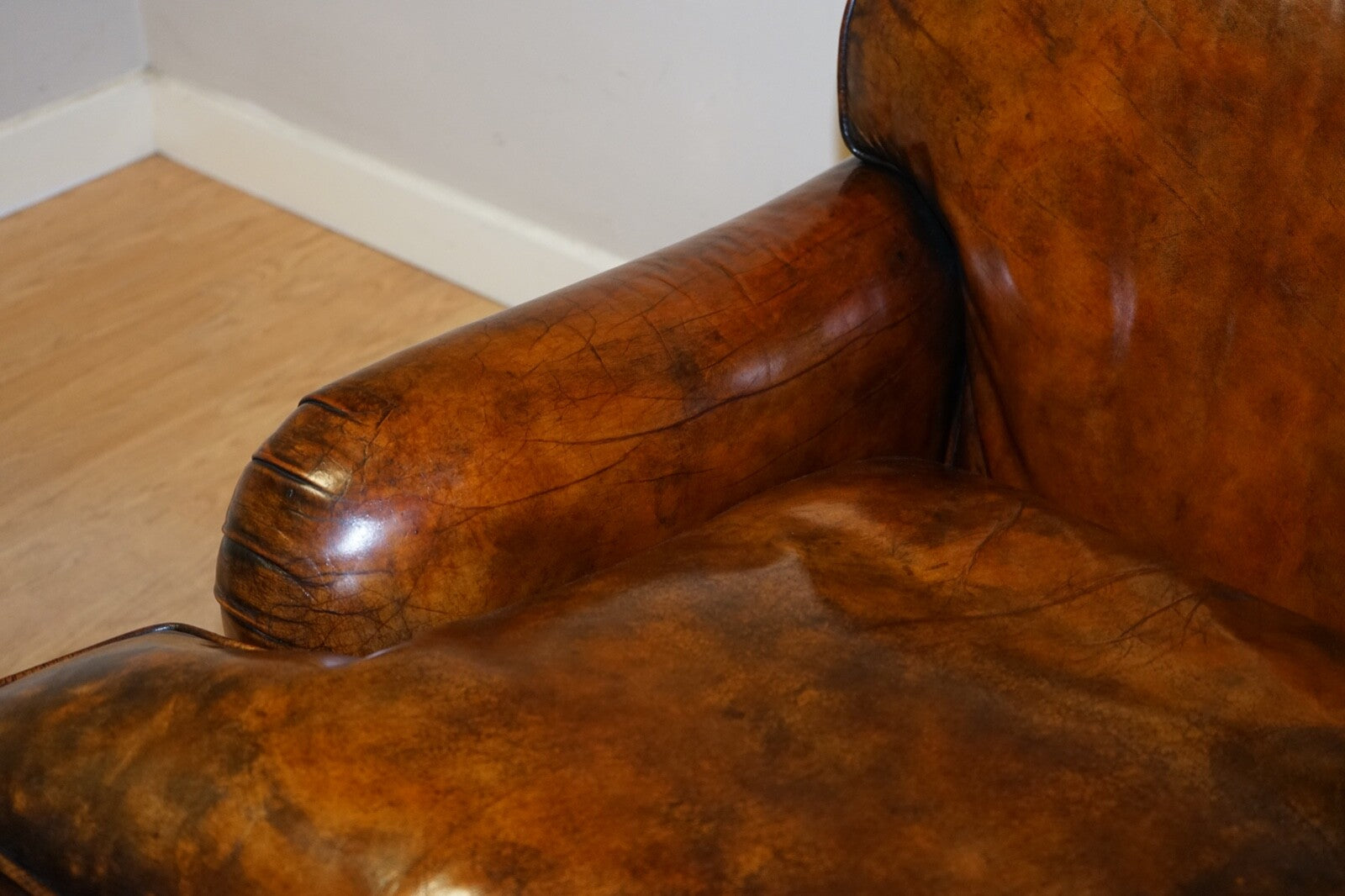 FULLY RESTORED HAND DYED LEATHER SOFA HOWARD & SONS STYLE FEATHER FILLED