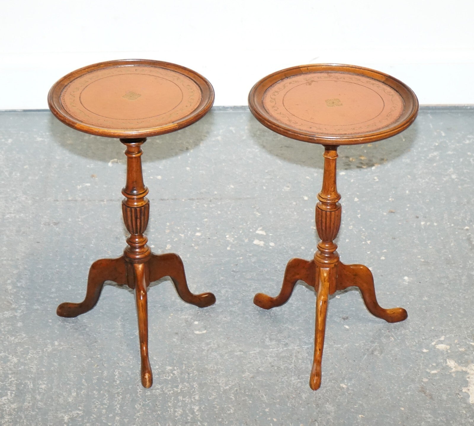 ANTIQUE 1920's MATCHED BROWN LEATHER TOP PAIR OF WINE END SIDE TABLE TRIPOD BASE
