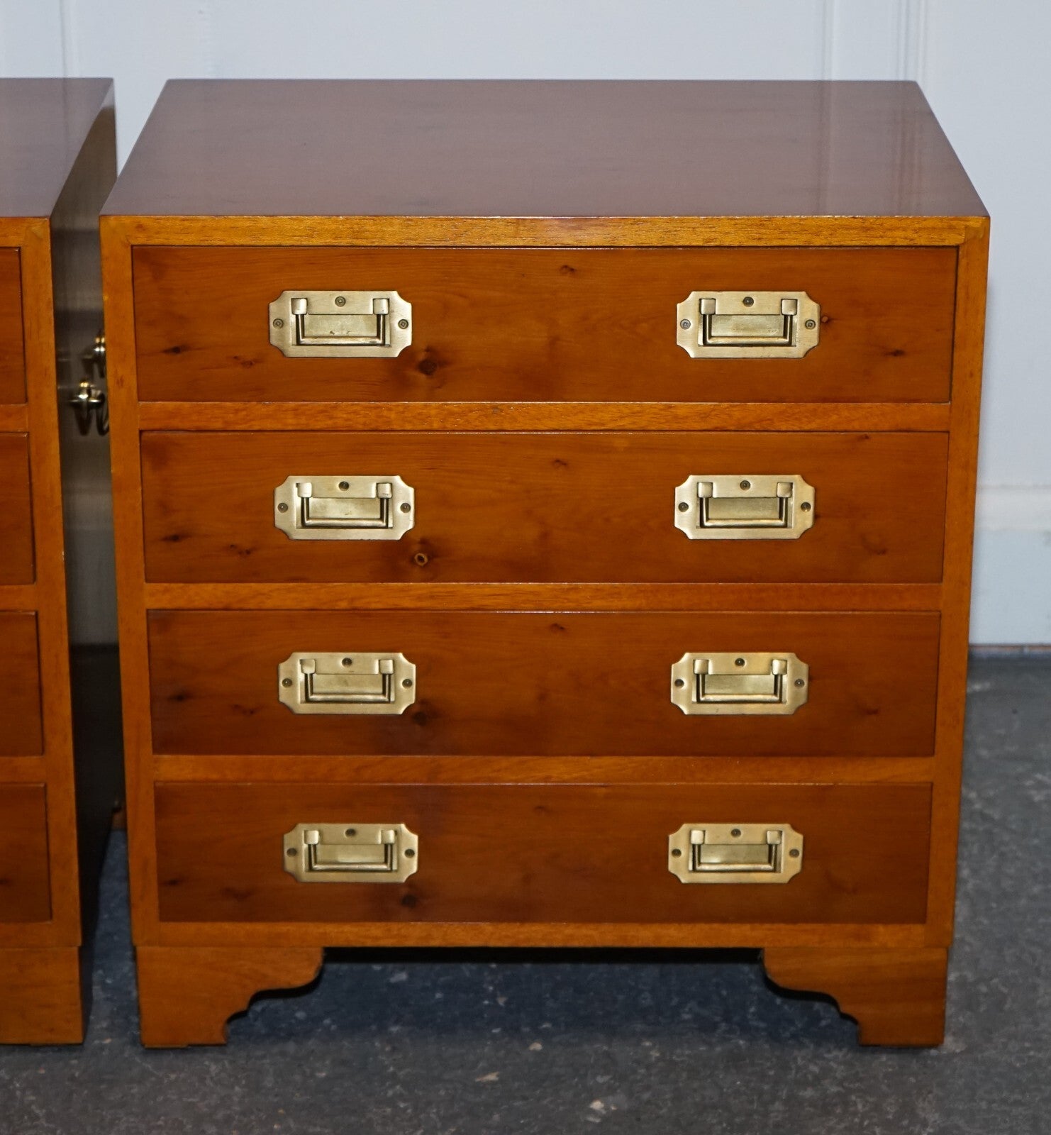 PAIR OF VINTAGE MILITARY CAMPAIGN YEW WOOD CHEST OF DRAWERS END TABLES
