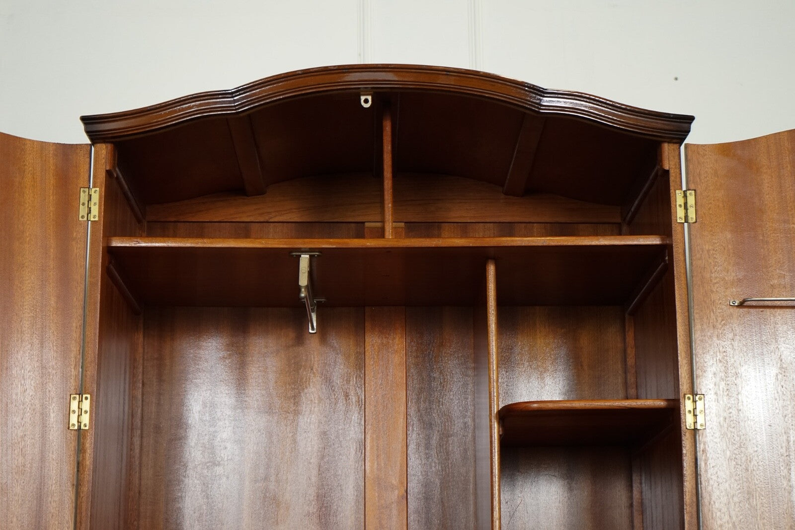 ViNTAGE ART DECO WARDROBE MADE BY MAPLE & CO TWO LARGE DRAWERS QUEEN ANNE LEGS