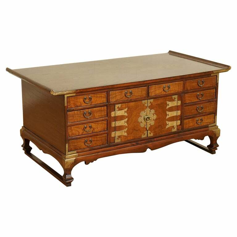 STUNNING LATE 19TH CENTRY KOREAN ELM COFFEE TABLE WITH LOTS OF DRAWERS