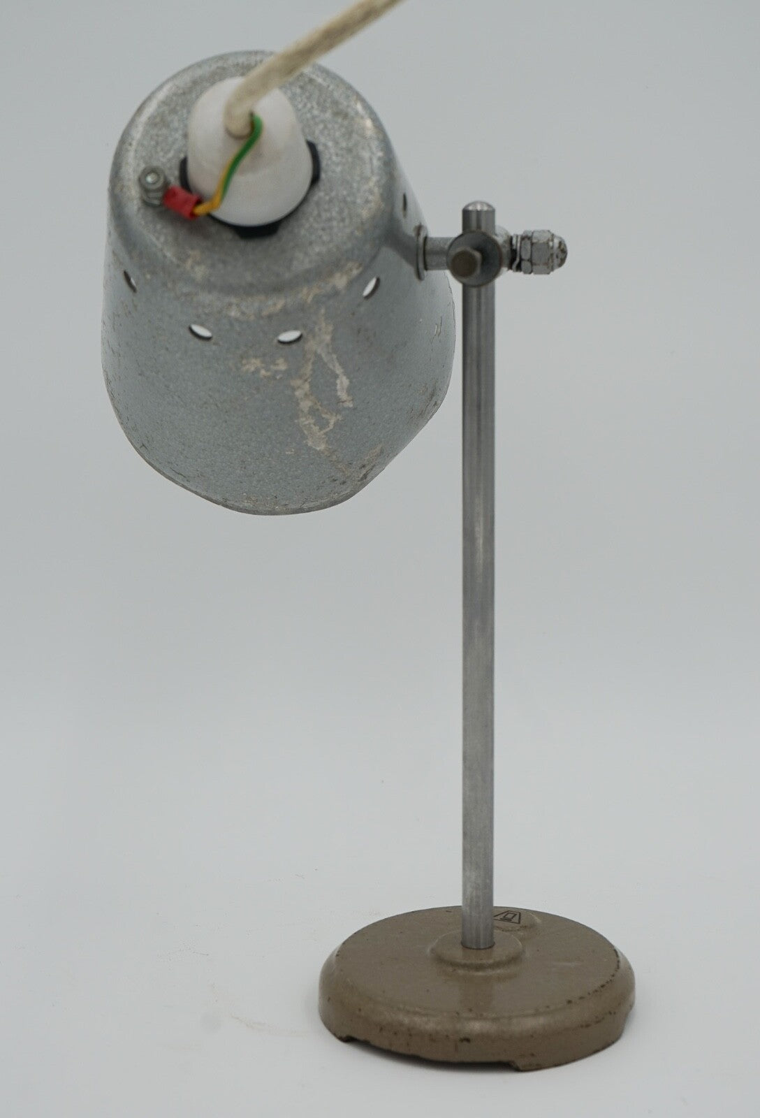1940'S ENGLISH SALVAGED LABORATORY SCHOOL TABLE ADJUSTABLE LIGHT 003
