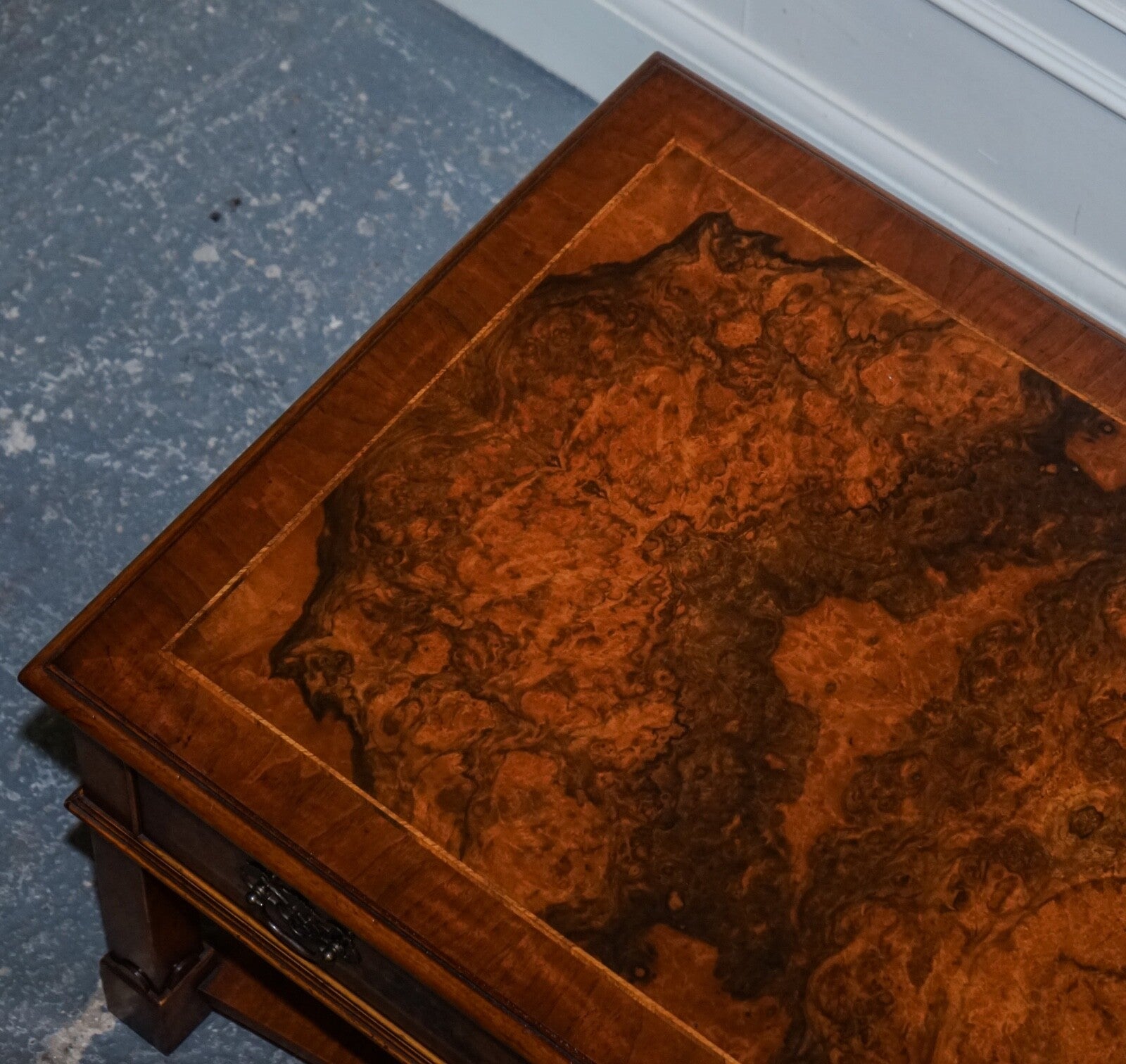 VINTAGE BRIGHTS OF NETTLEBED BURR WALNUT COFFEE TABLE WITH TWO DEEP DRAWERS