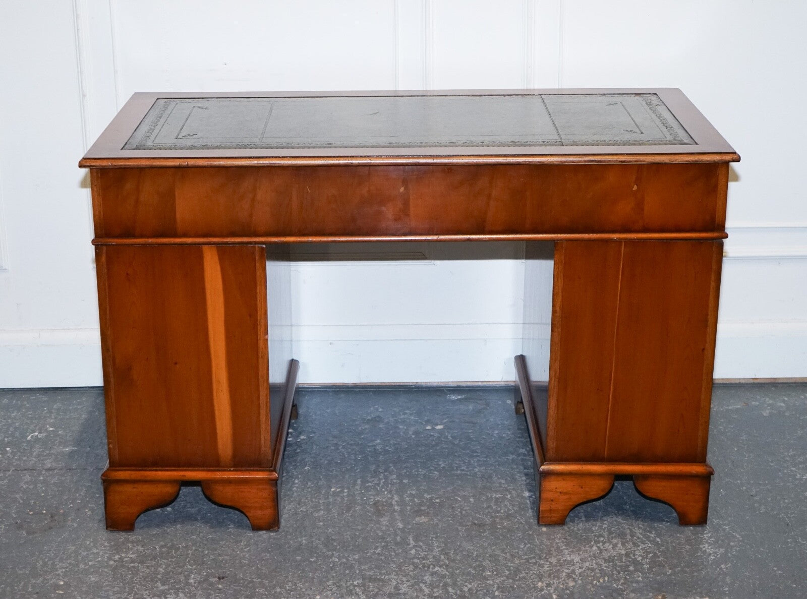 VINTAGE YEW WOOD TWIN PEDESTAL GREEN LEATHER TOP DESK