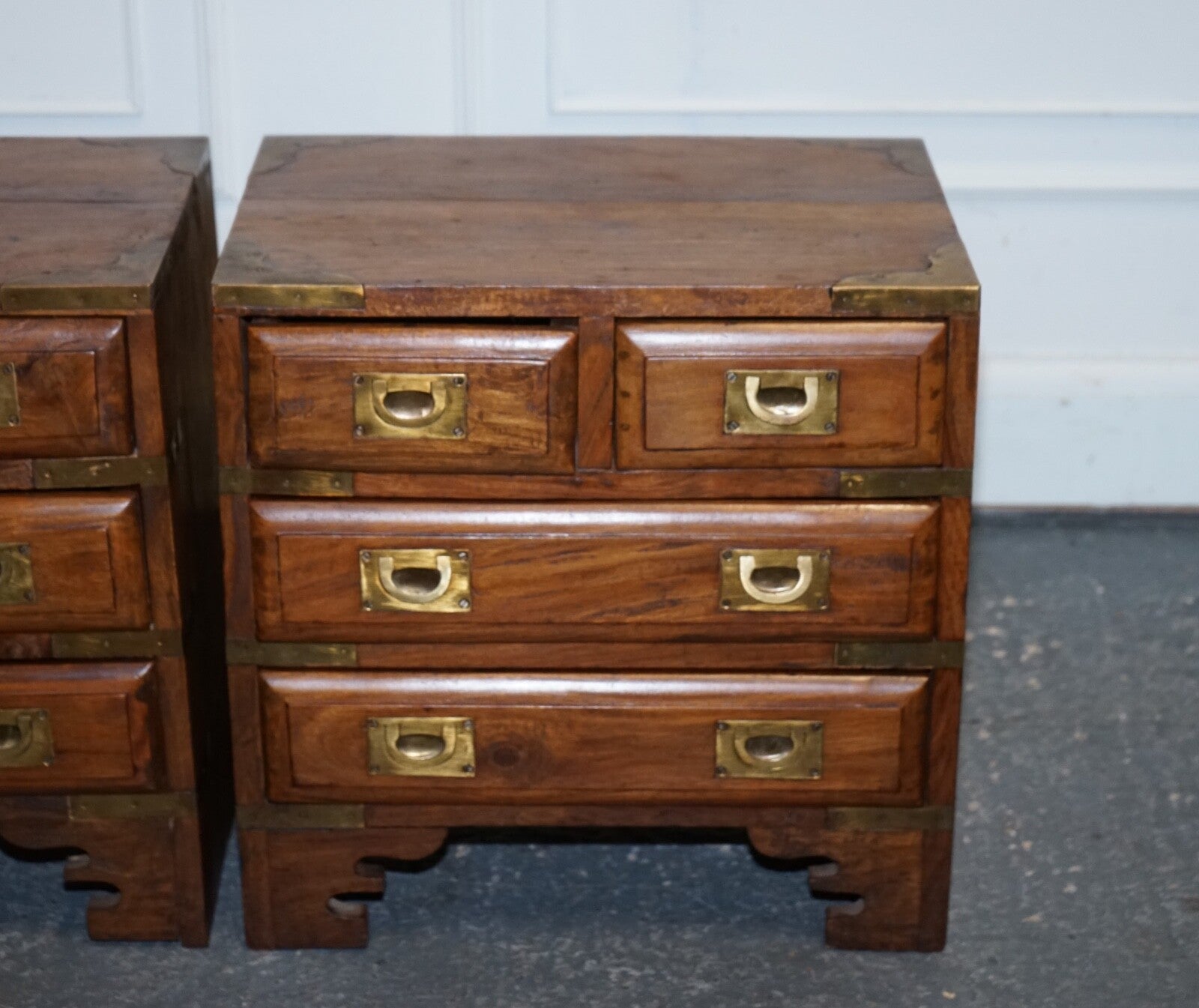 PAIR VINTAGE MILITARY CAMPAIGN BEDSIDE TABLES NIGHTSTANDS