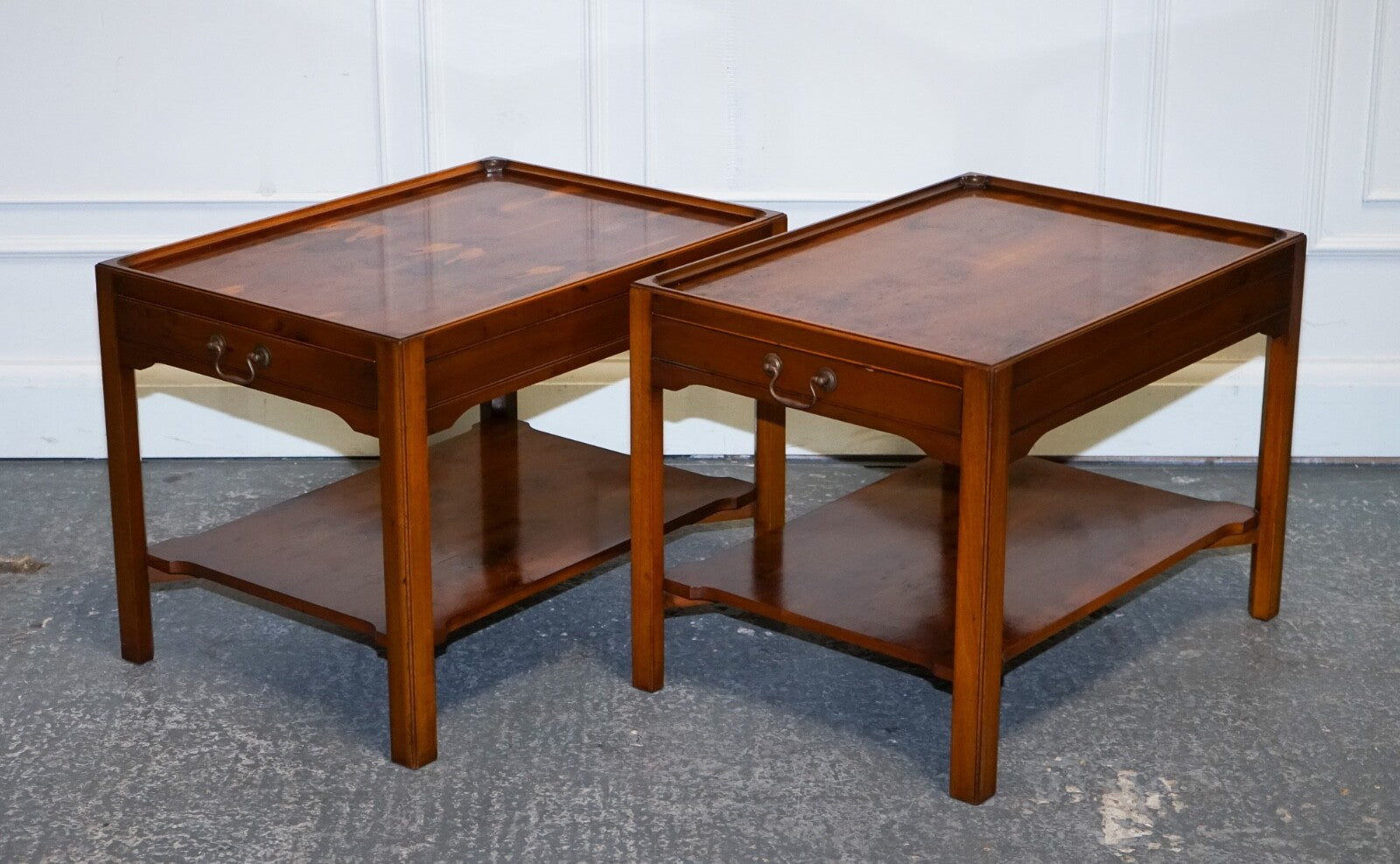 VINTAGE PAIR OF BEVAN FUNNELL YEW WOOD TWO TIERED SIDE LAMP SIDE TABLES
