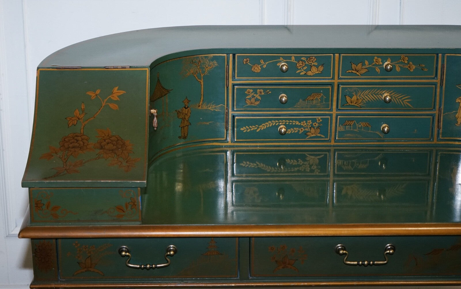 ORIENTAL CHINOISERIE GREEN & GOLD CARLTON DESK WITH MATCHING ARMCHAIR
