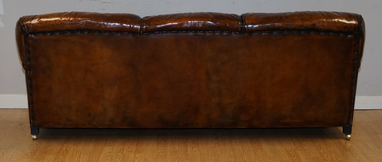 FULLY RESTORED HAND DYED LEATHER SOFA HOWARD & SONS STYLE FEATHER FILLED