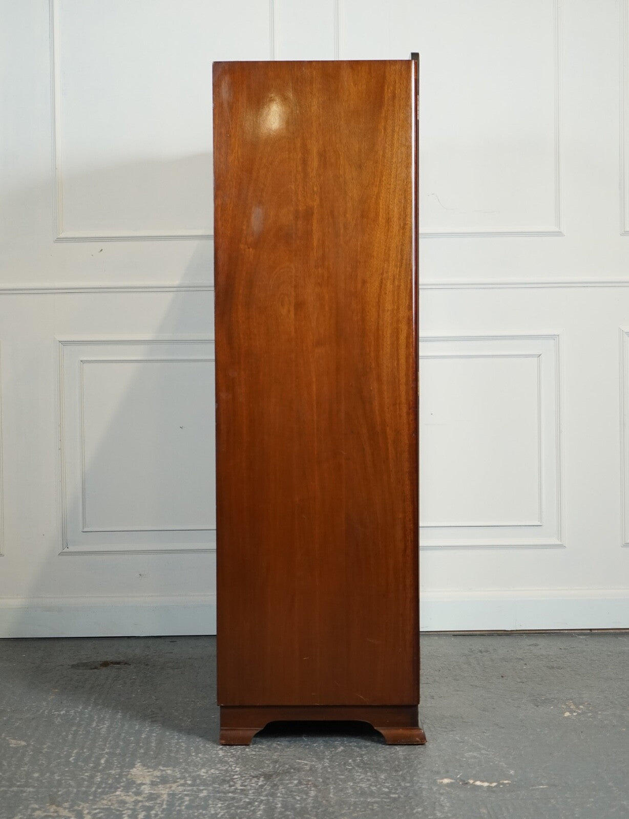 LOVELY VINTAGE ART DECO MAHOGANY WARDROBE J1