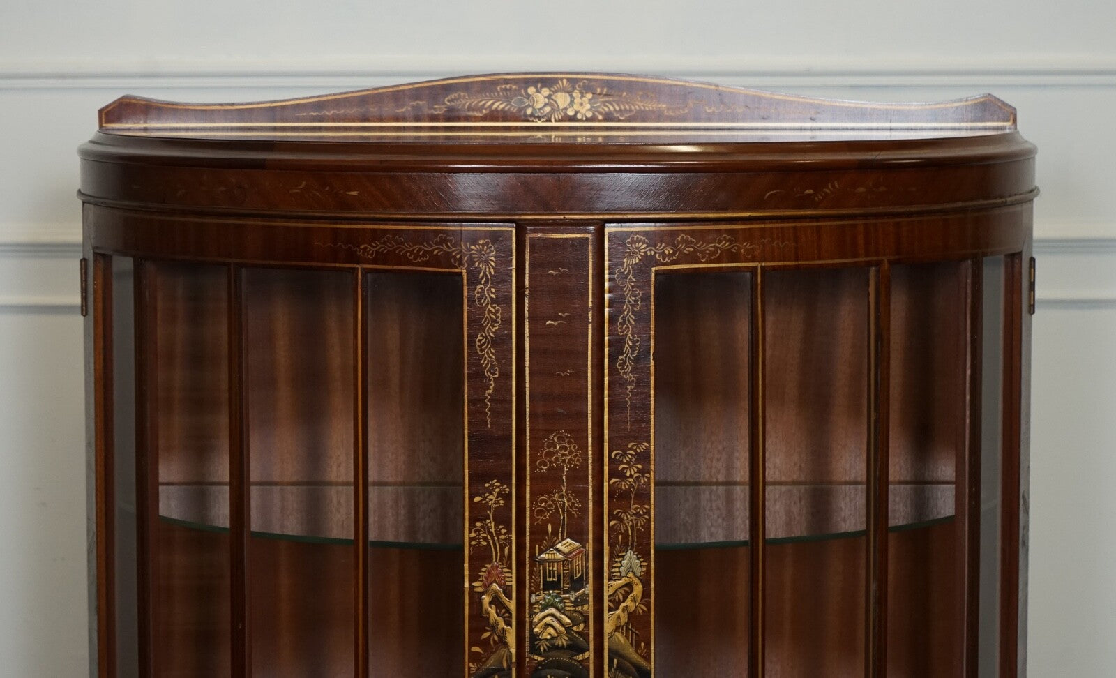 ORIENTAL CHINESE DWARF BOW FRONT DISPLAY CABINET WITH GLASS SHELVES