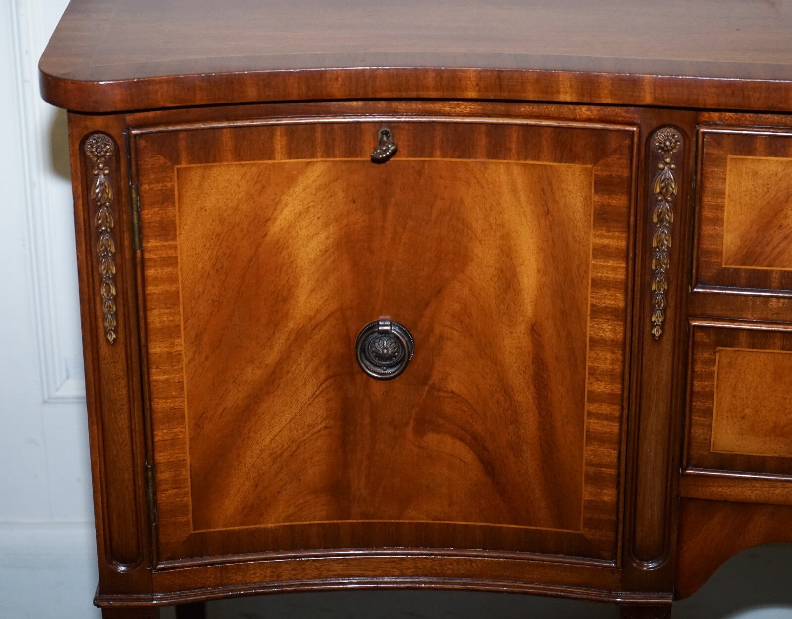 VINTAGE EDWARDIAN STYLE HARDWOOD SIDEBOARD MADE BY JAYCEE FURNITURE
