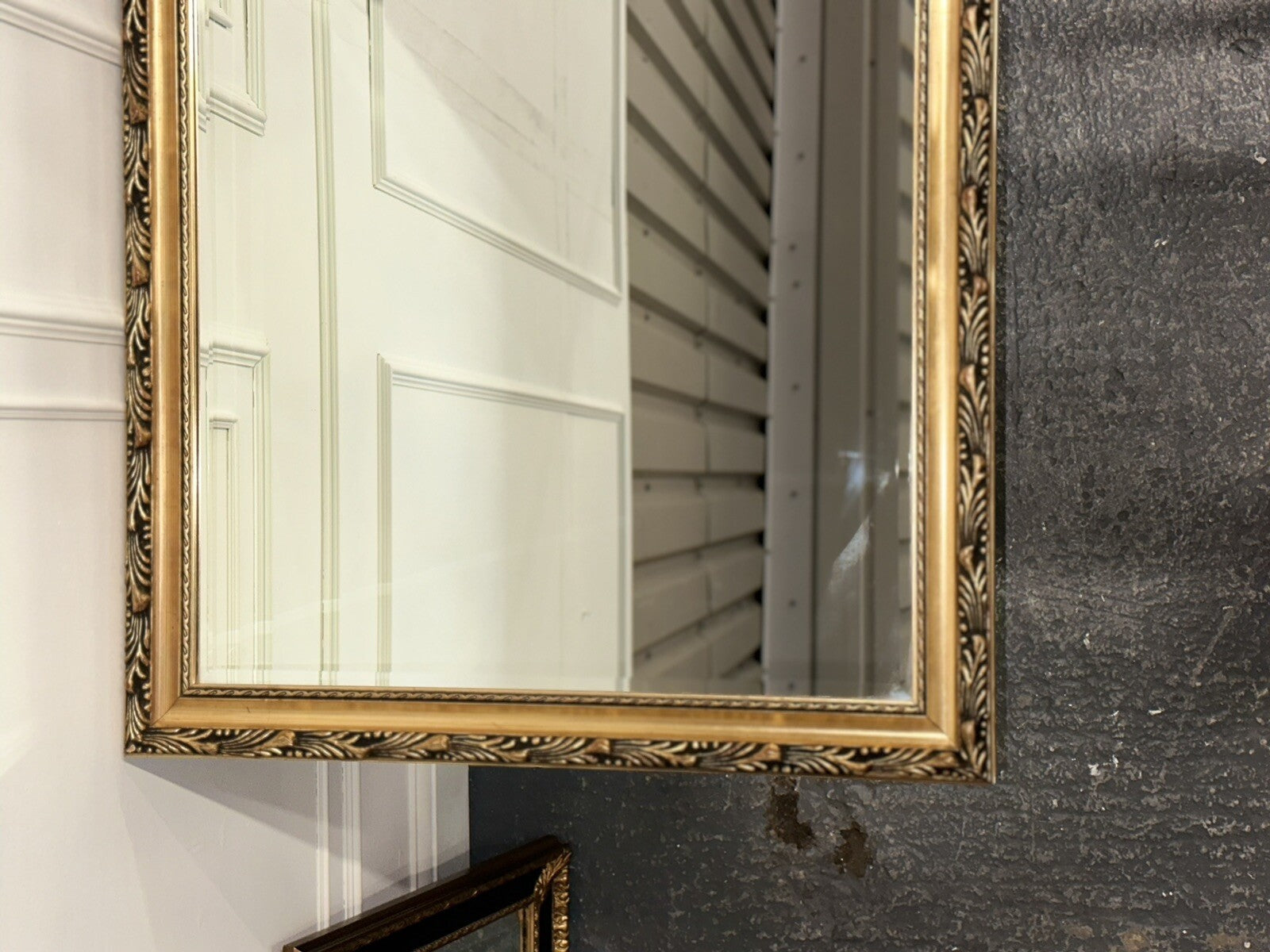 LOVELY VINTAGE GOLD ORNATE BEVELLED MIRROR