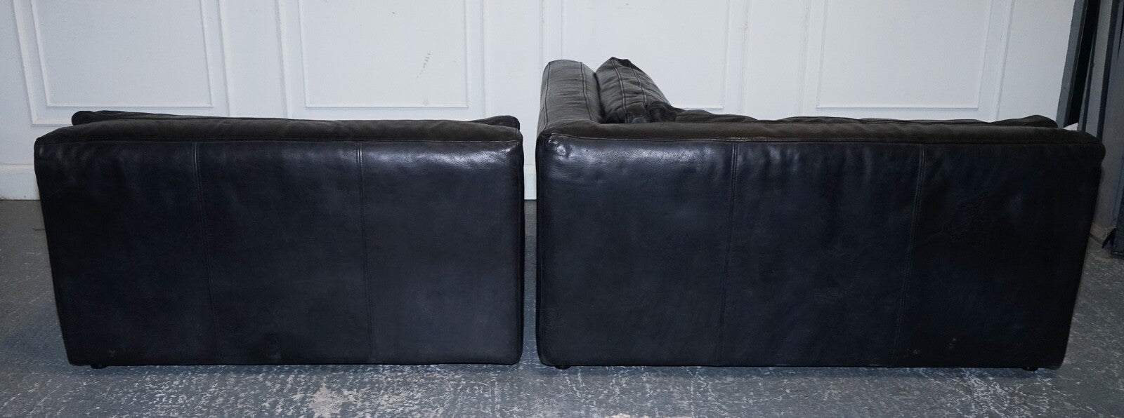 TIMOTHY OULTON ZENNA SECTIONAL GREY LEATHER SOFA FEATHER FILLED CUSHION RRP £10K