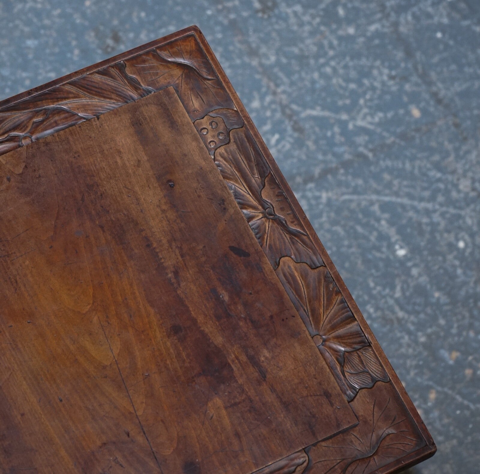 LIBERTY'S LONDON 1950's HAND CARVED OCCASIONAL SIDE END LAMP WINE TABLE