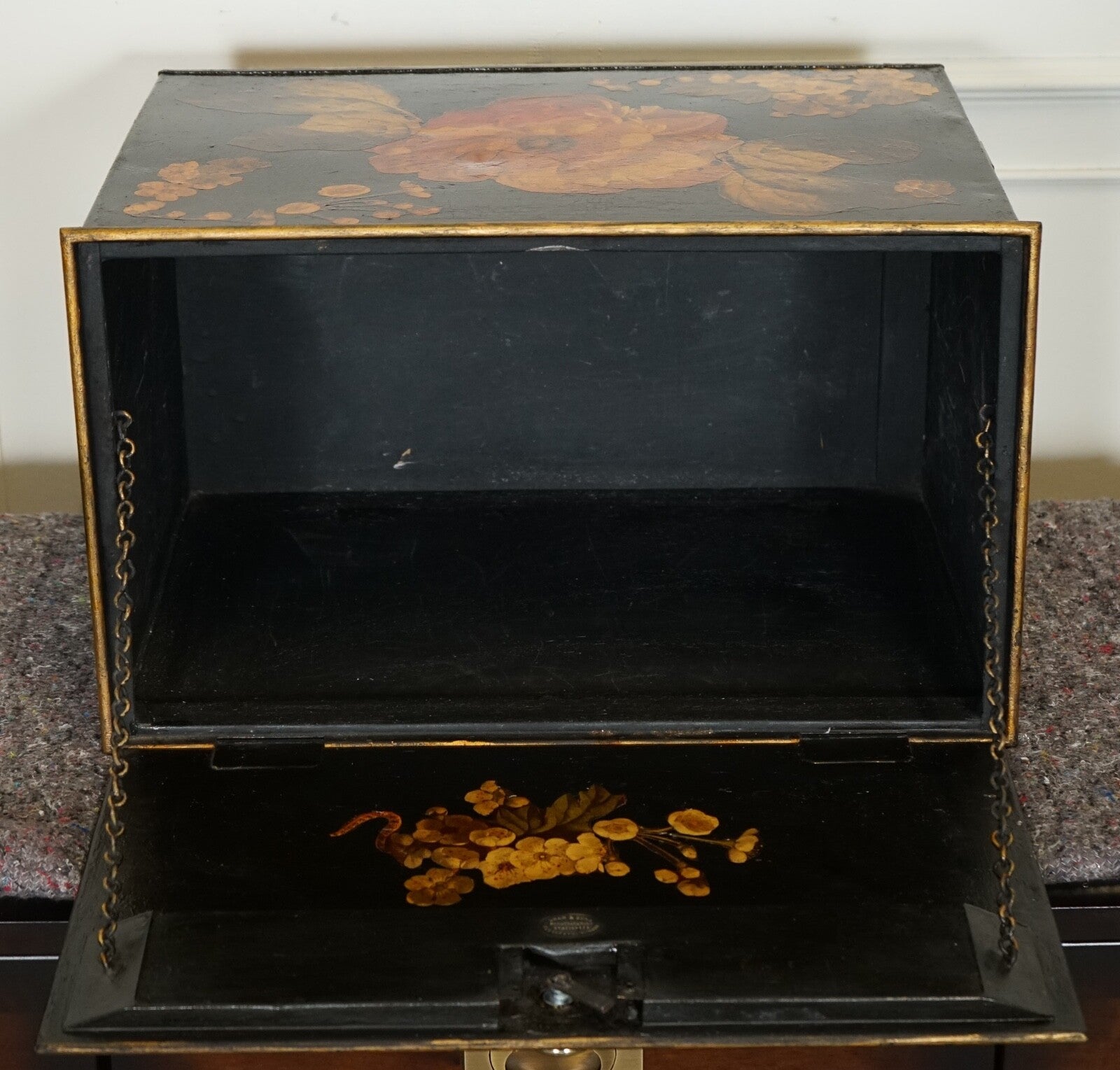 VERY DECORATIVE VINTAGE SHAW & SONS METAL FLORAL HAND PAINTED DESIGN STORAGE BOX